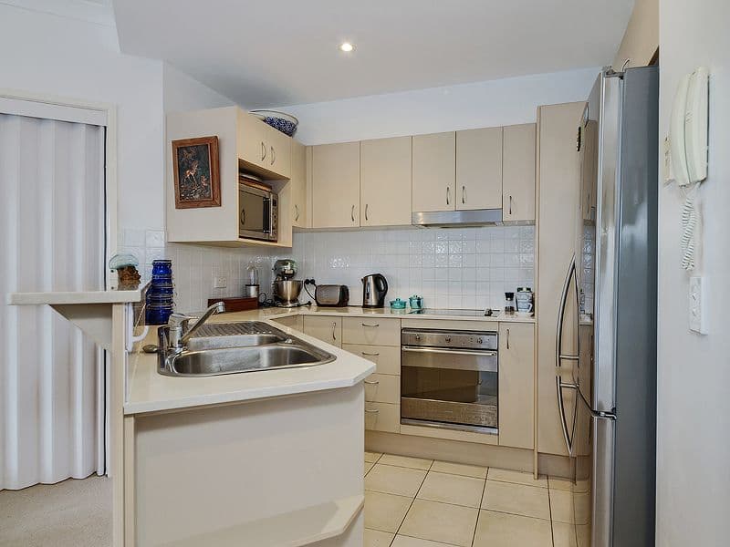 5 Rock Street, SCARBOROUGH QLD 4020, Scarborough - Thumbnail 3