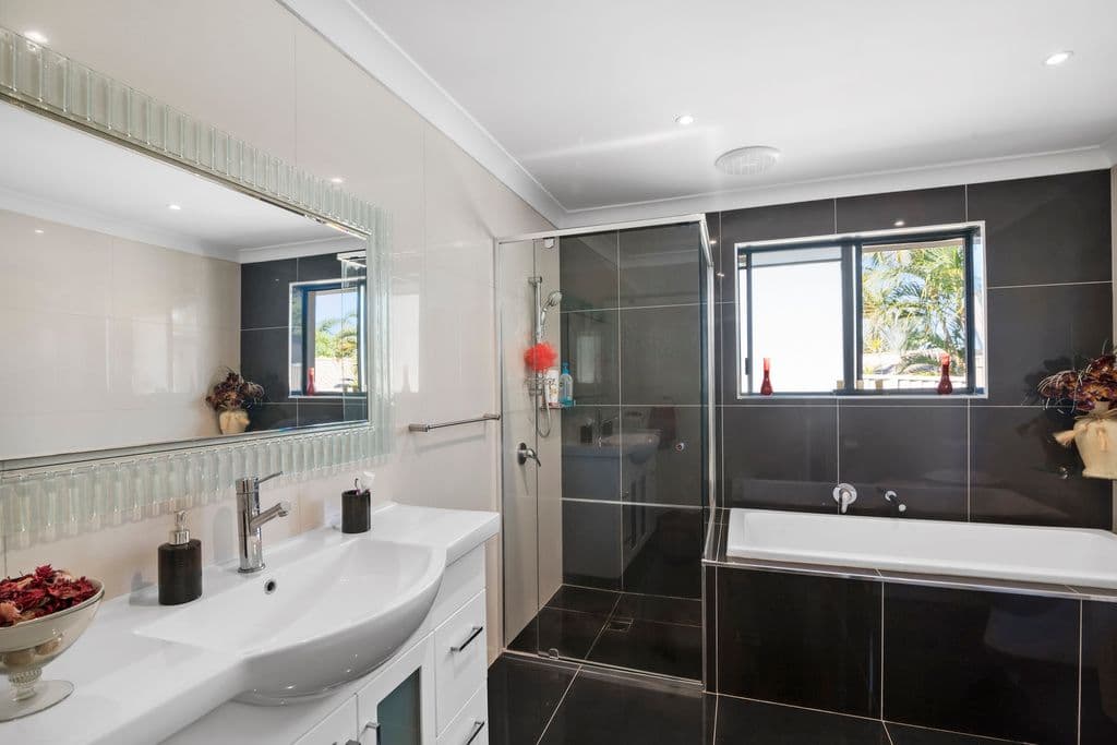 9 Mikonos Court, Currumbin Waters QLD 4223, Currumbin Waters - Thumbnail 5