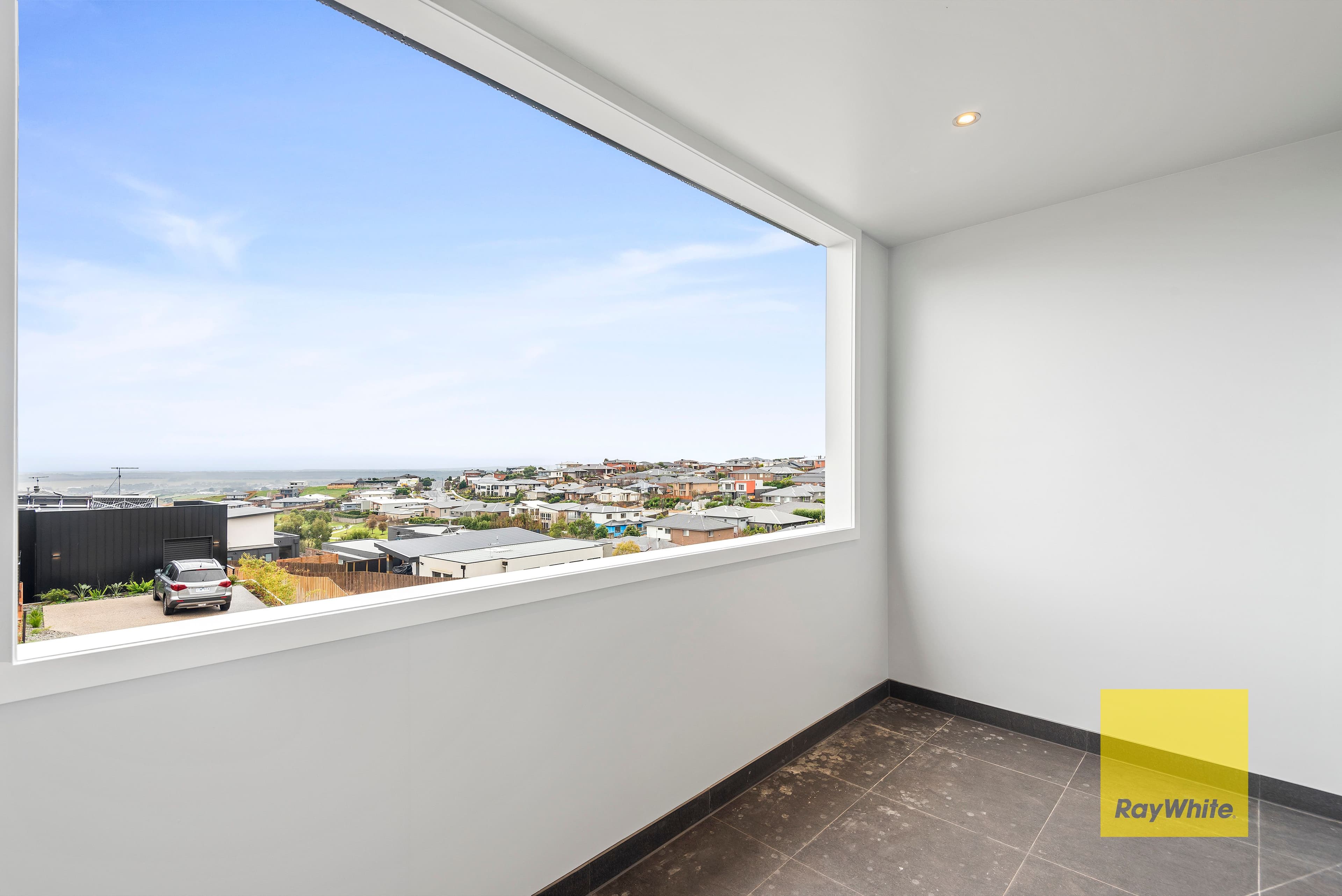5A Woolbrae Place, Highton VIC 3216, Highton - Thumbnail 4