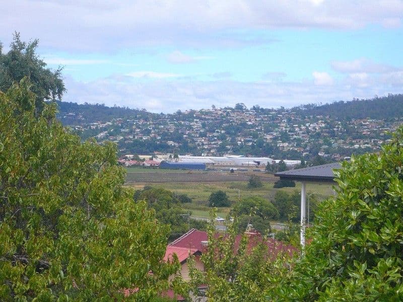35 Button Street, MOWBRAY TAS 7248, Mowbray - Thumbnail 4