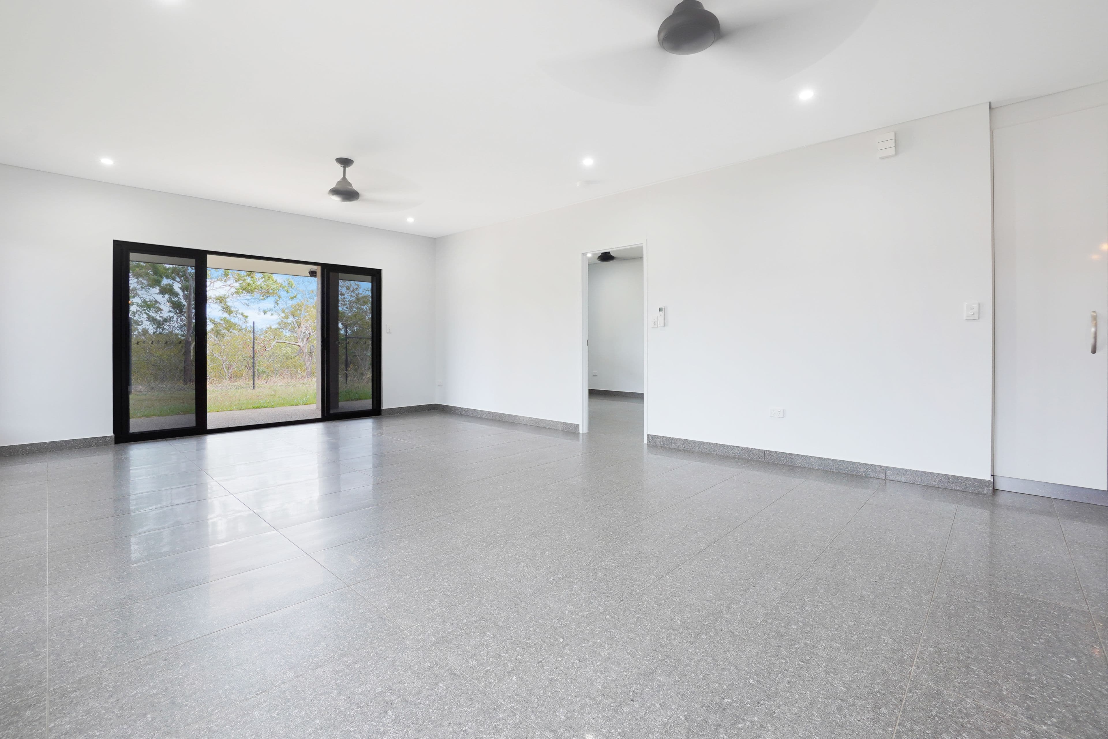 70 Tuckeroo Boulevard, Zuccoli NT 0832, Zuccoli - Thumbnail 4