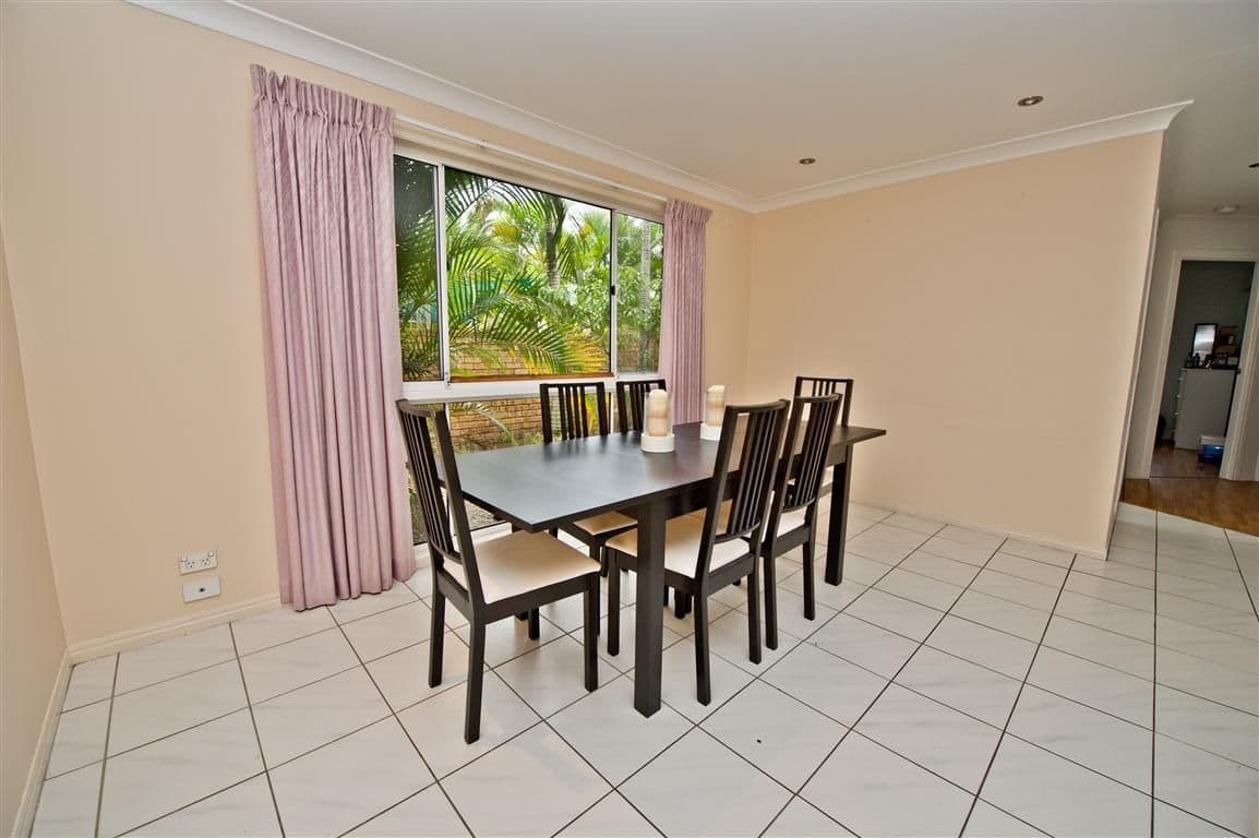 38 Santa Cruz Boulevard, CLEAR ISLAND WATERS QLD 4226, Clear Island Waters - Thumbnail 6