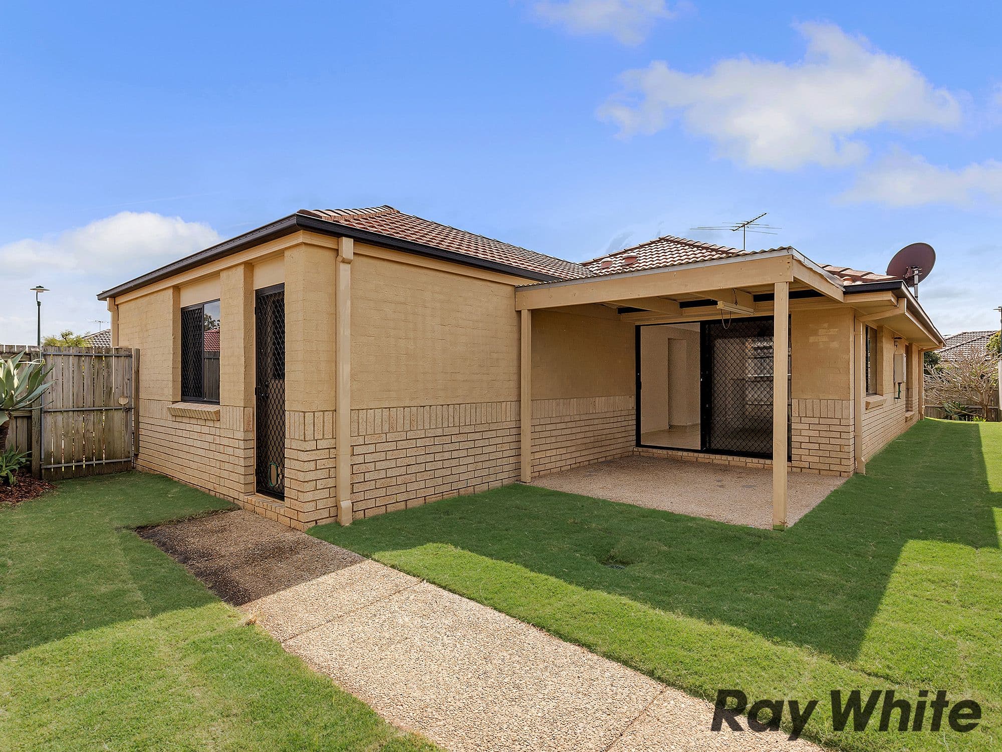 4 Dumaresq Crescent, Murrumba Downs QLD 4503, Murrumba Downs - Thumbnail 2