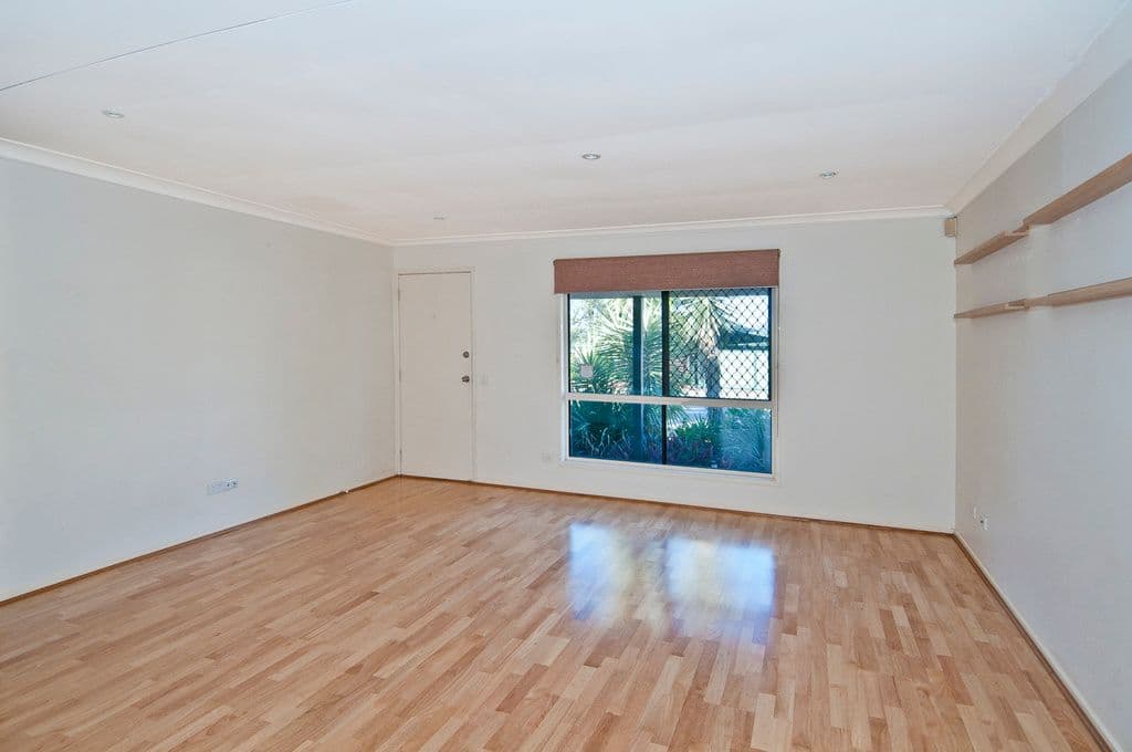 18 Coffey Street, CRESTMEAD QLD 4132, Crestmead - Thumbnail 2