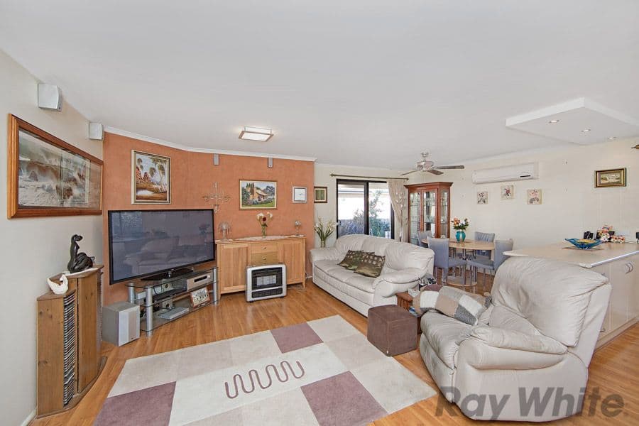 2 Staunton Court, Lake Munmorah NSW 2259, Lake Munmorah - Thumbnail 2