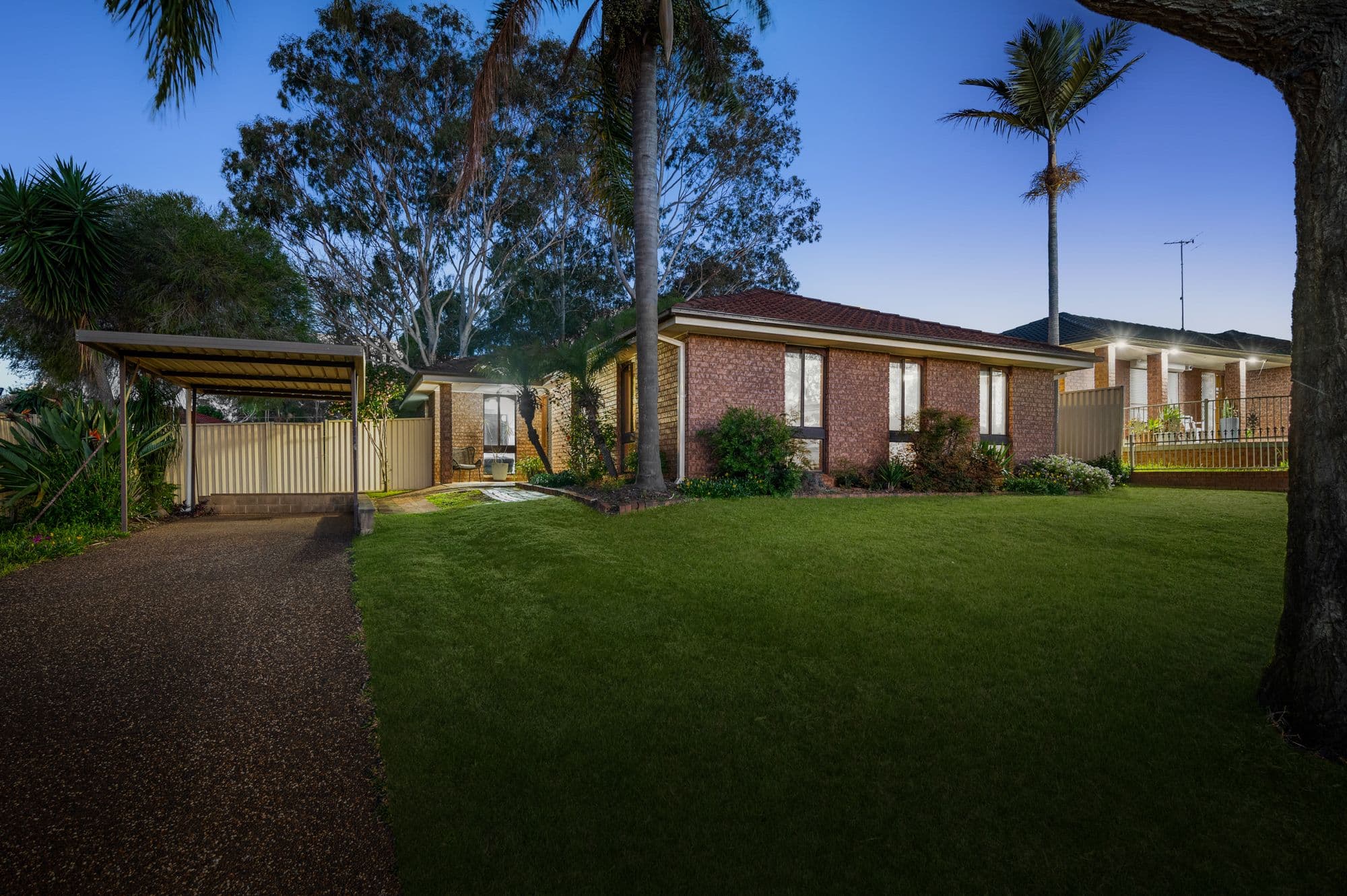 31 Hamlet Crescent, Rosemeadow NSW 2560, Rosemeadow - Image 1