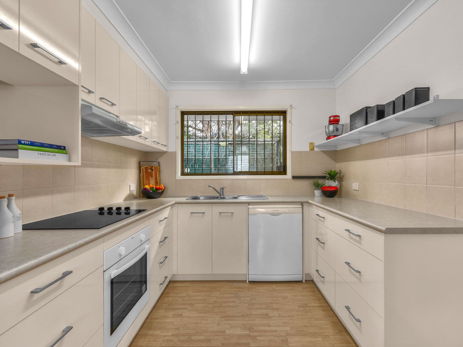 28 Price Street, Oxley QLD 4075, Oxley - Thumbnail 2