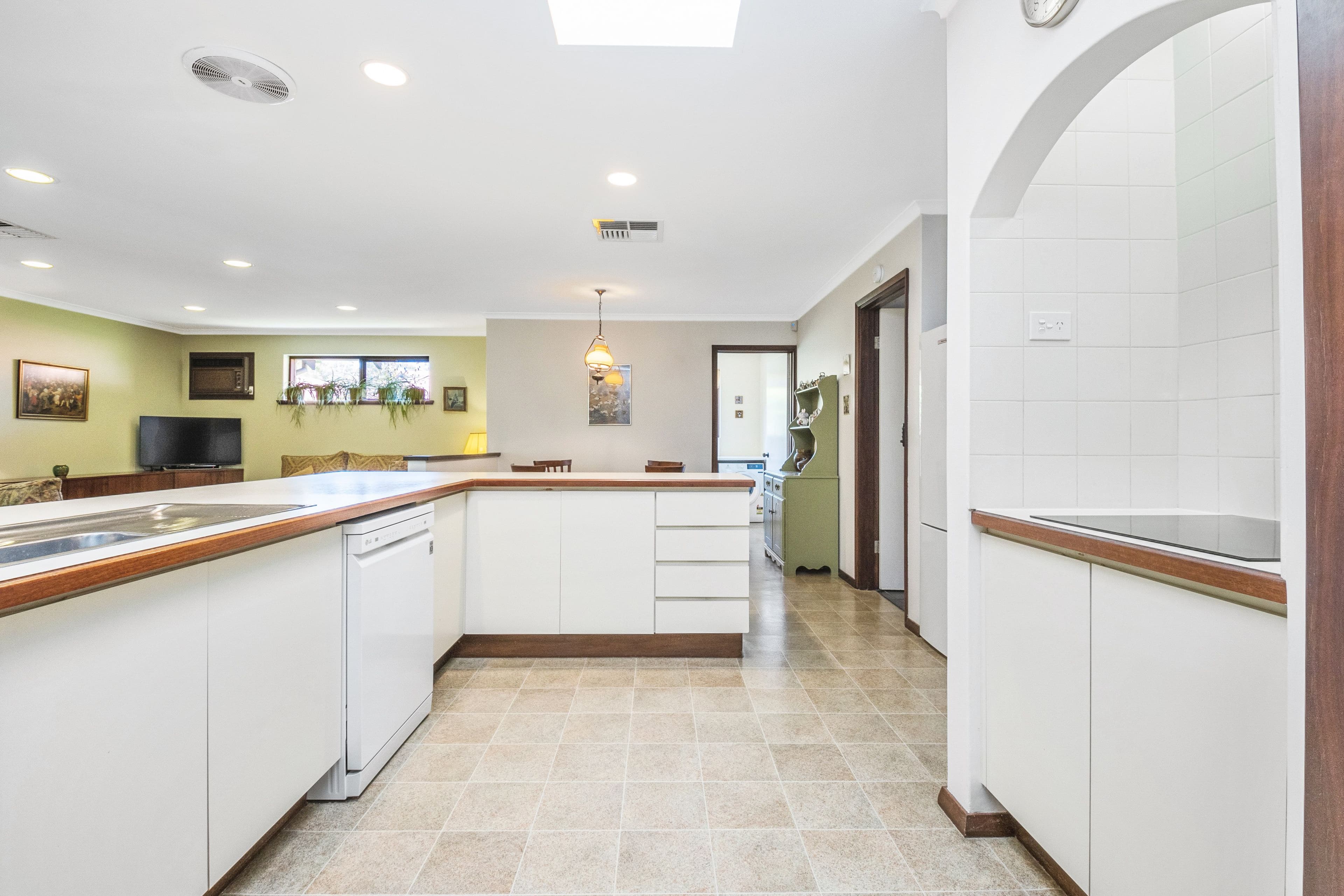 12 Trenton Way, Duncraig WA 6023, Duncraig - Thumbnail 6