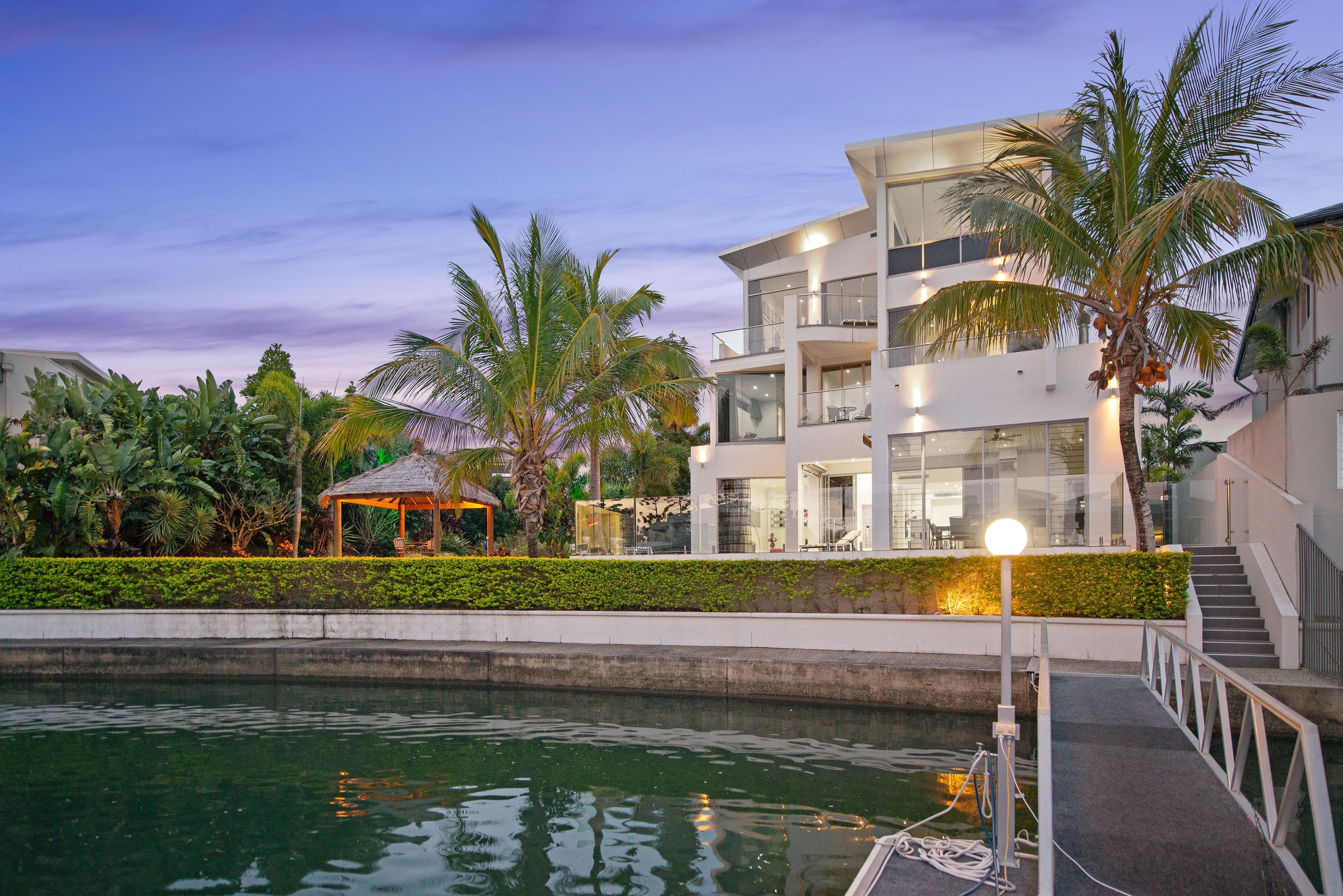 11 Knightsbridge Parade East, Sovereign Islands QLD 4216, Sovereign Islands - Thumbnail 7