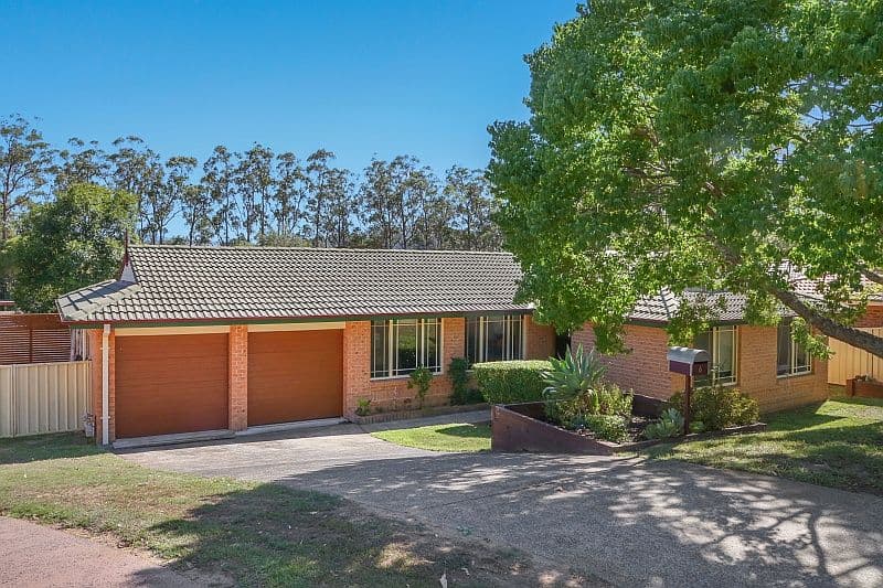 6 Alecia Close, Green Point - Image 1