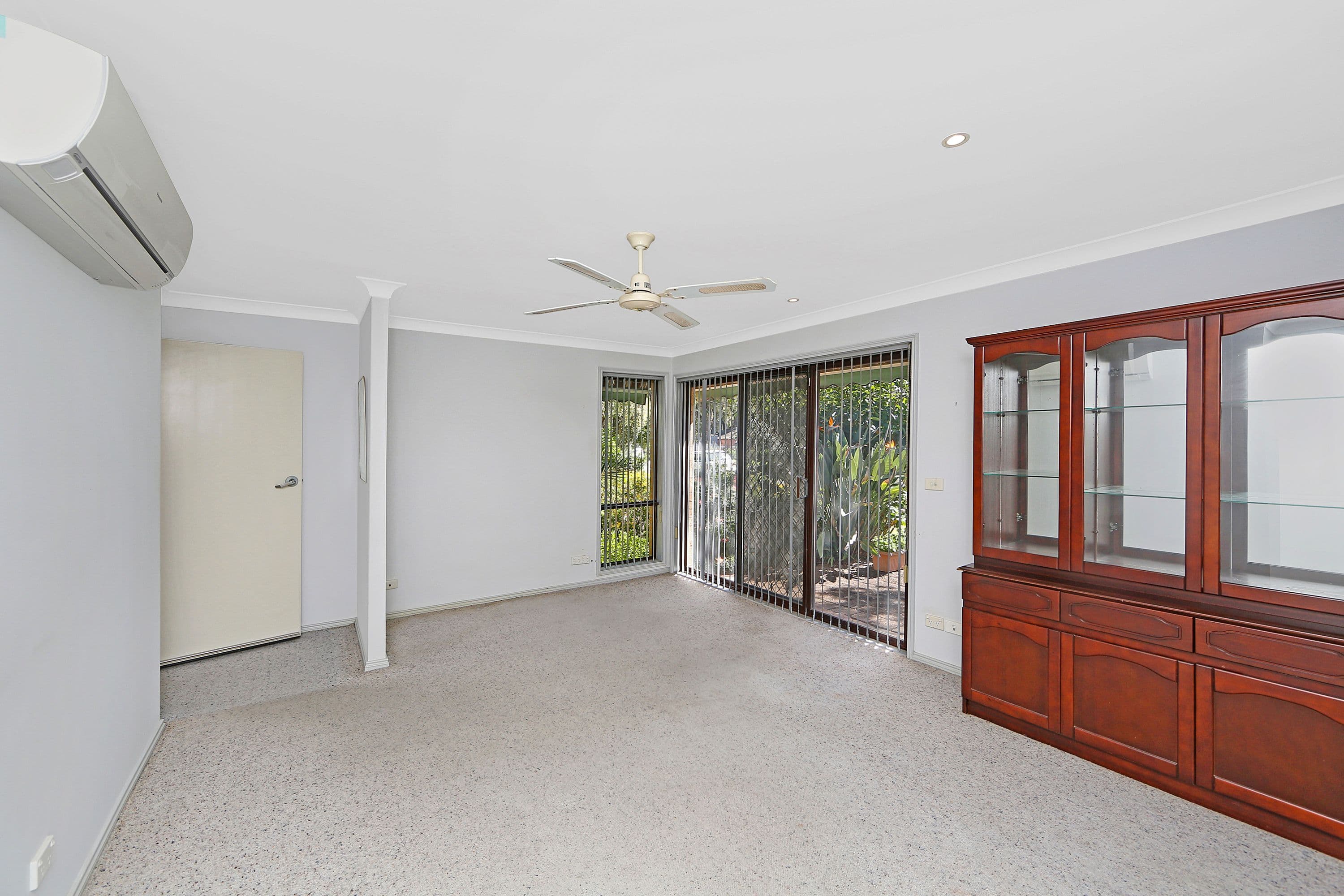 42 Natuna Avenue, Budgewoi - Thumbnail 3