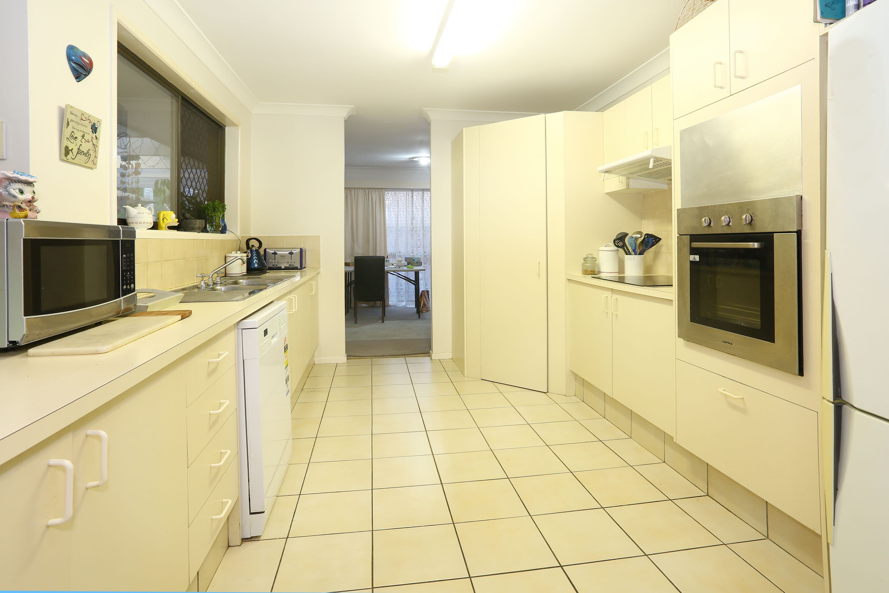 16 Peter Thomson Drive, Parkwood QLD 4214, Parkwood - Thumbnail 6