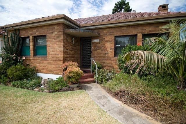 3 McIntyre Avenue, BRIGHTON-LE-SANDS NSW 2216, Brighton-Le-Sands - Thumbnail 2