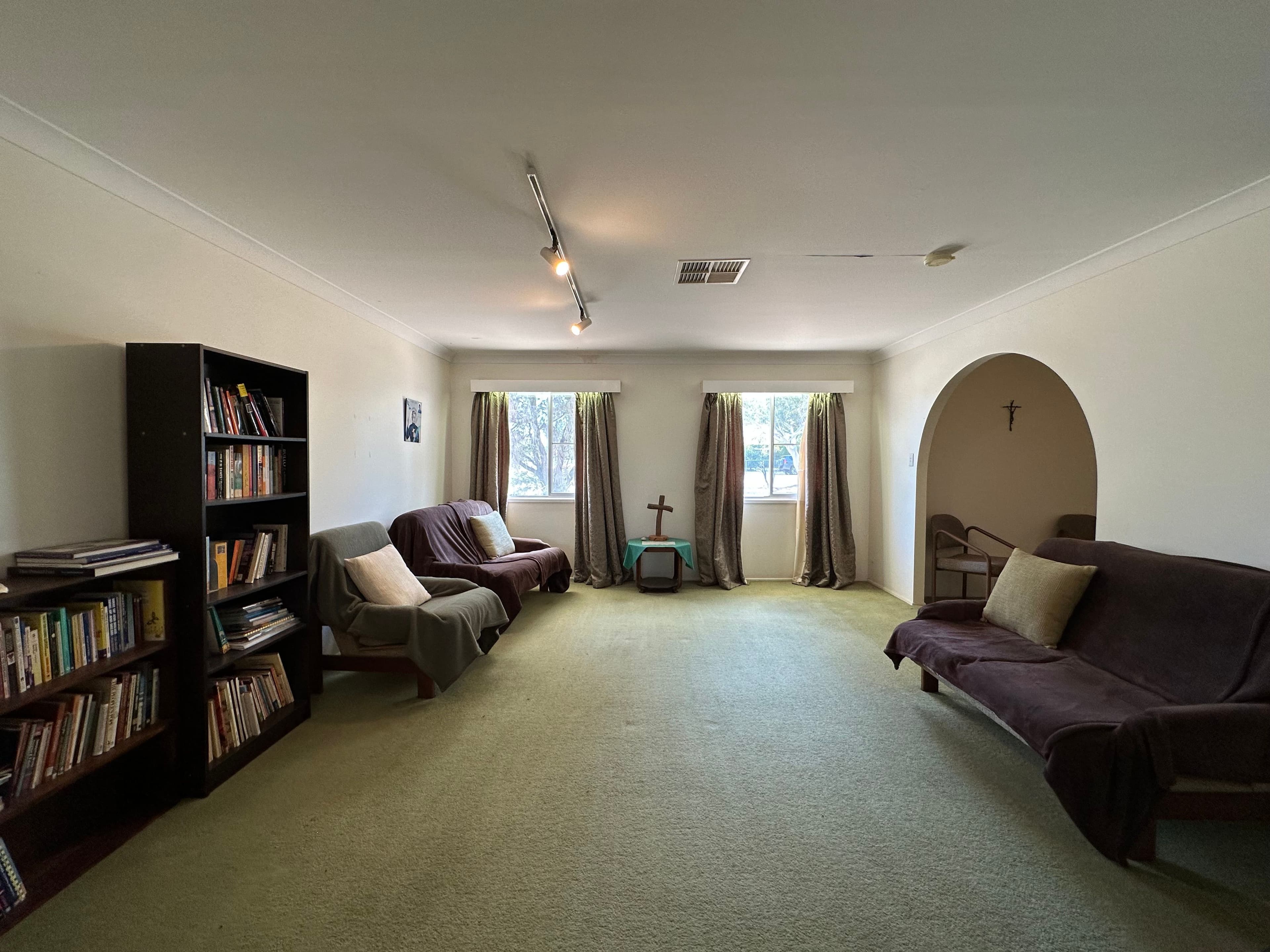 115 Gidyea Street, Barcaldine QLD 4725, Barcaldine - Thumbnail 3