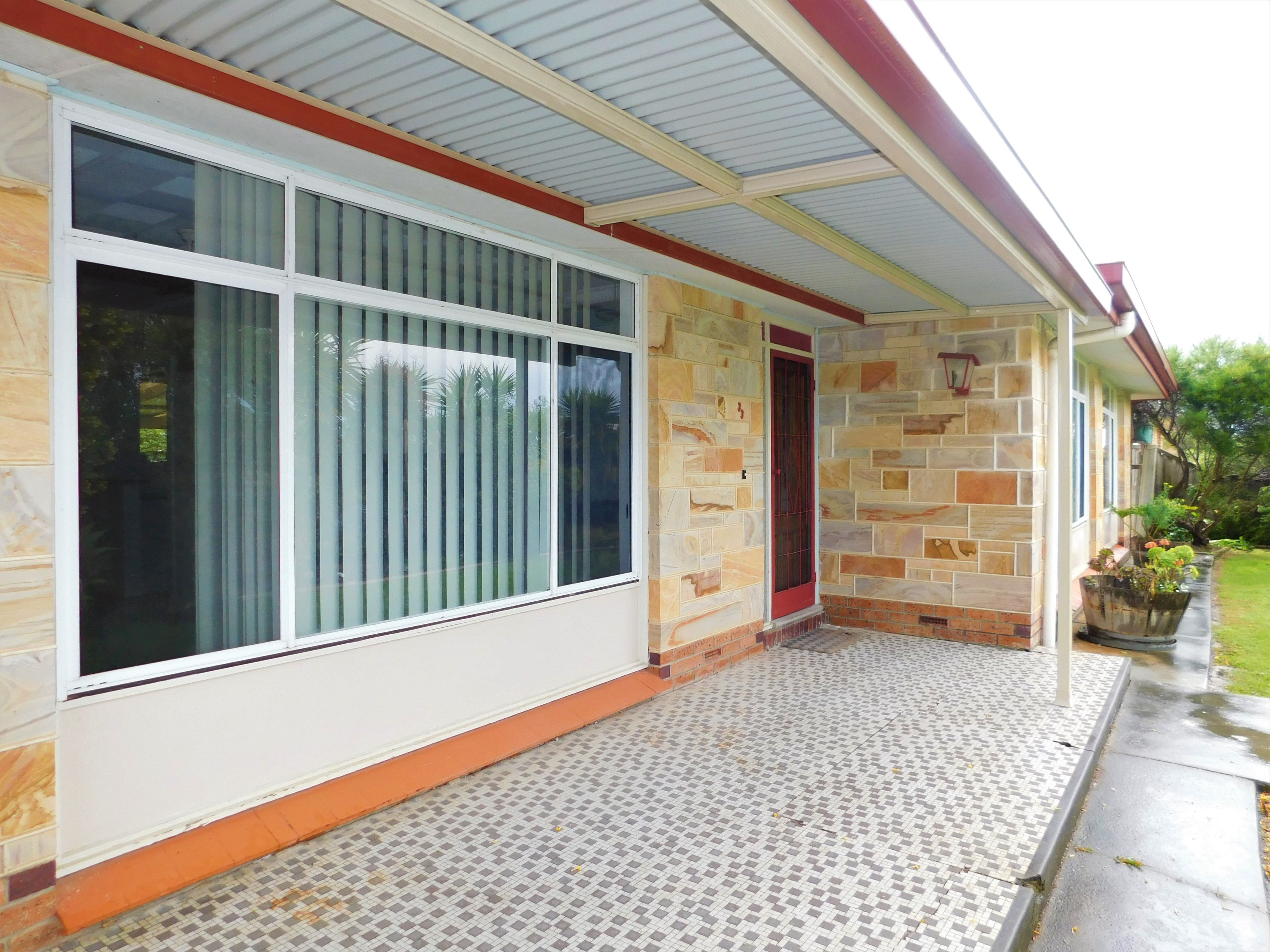 33 Venn Avenue, Bordertown SA 5268, Bordertown - Thumbnail 2