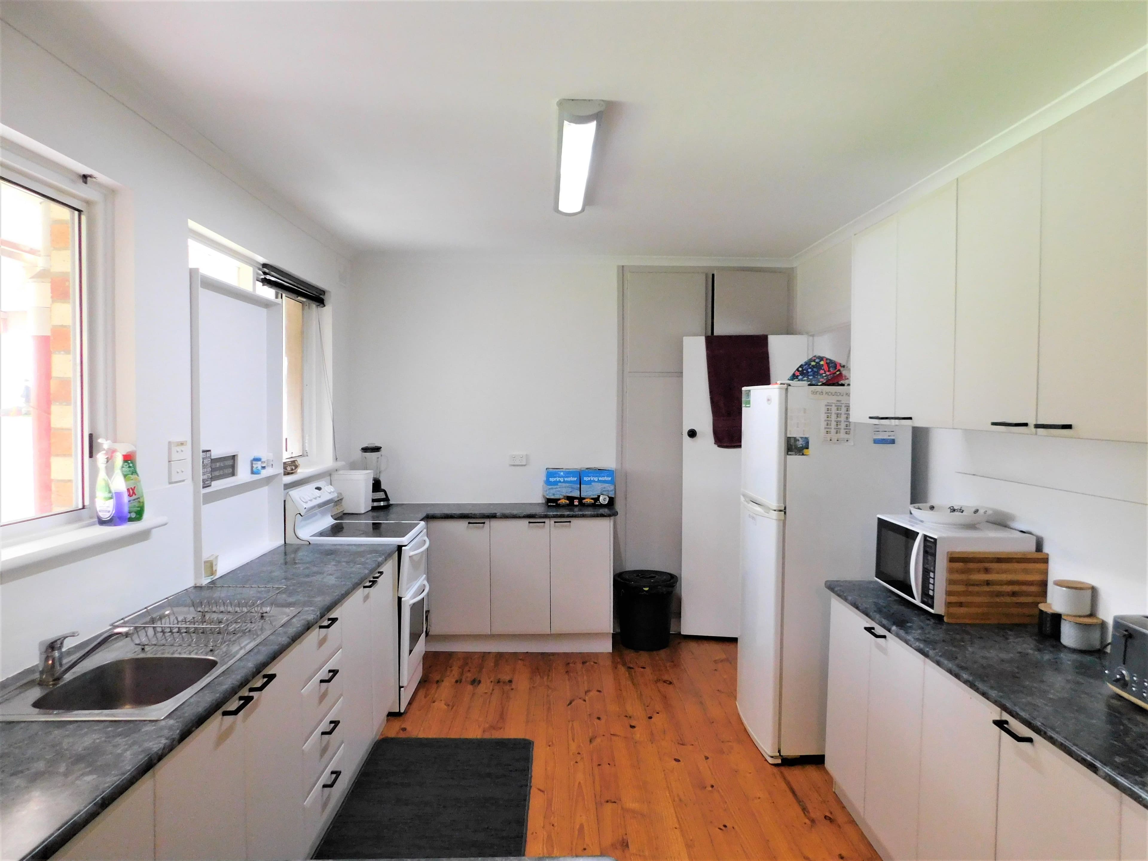 33 Venn Avenue, Bordertown SA 5268, Bordertown - Thumbnail 3