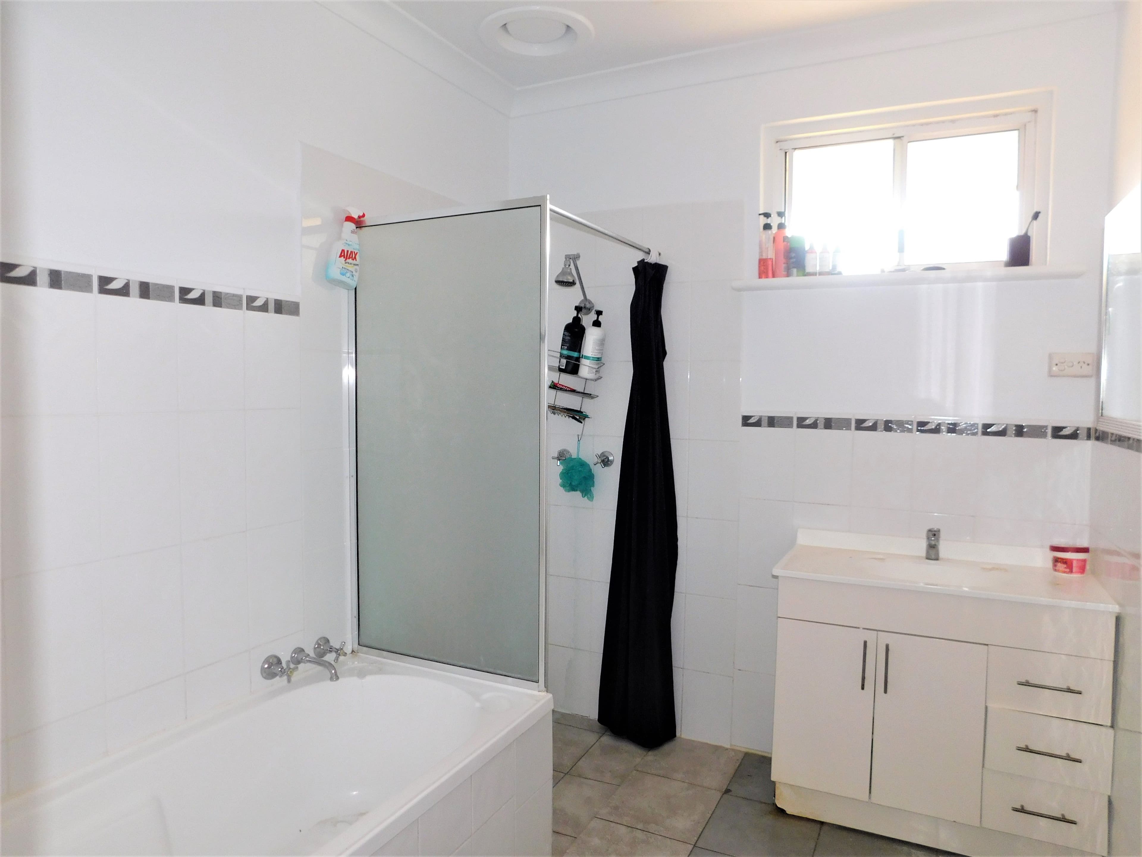 33 Venn Avenue, Bordertown SA 5268, Bordertown - Thumbnail 8
