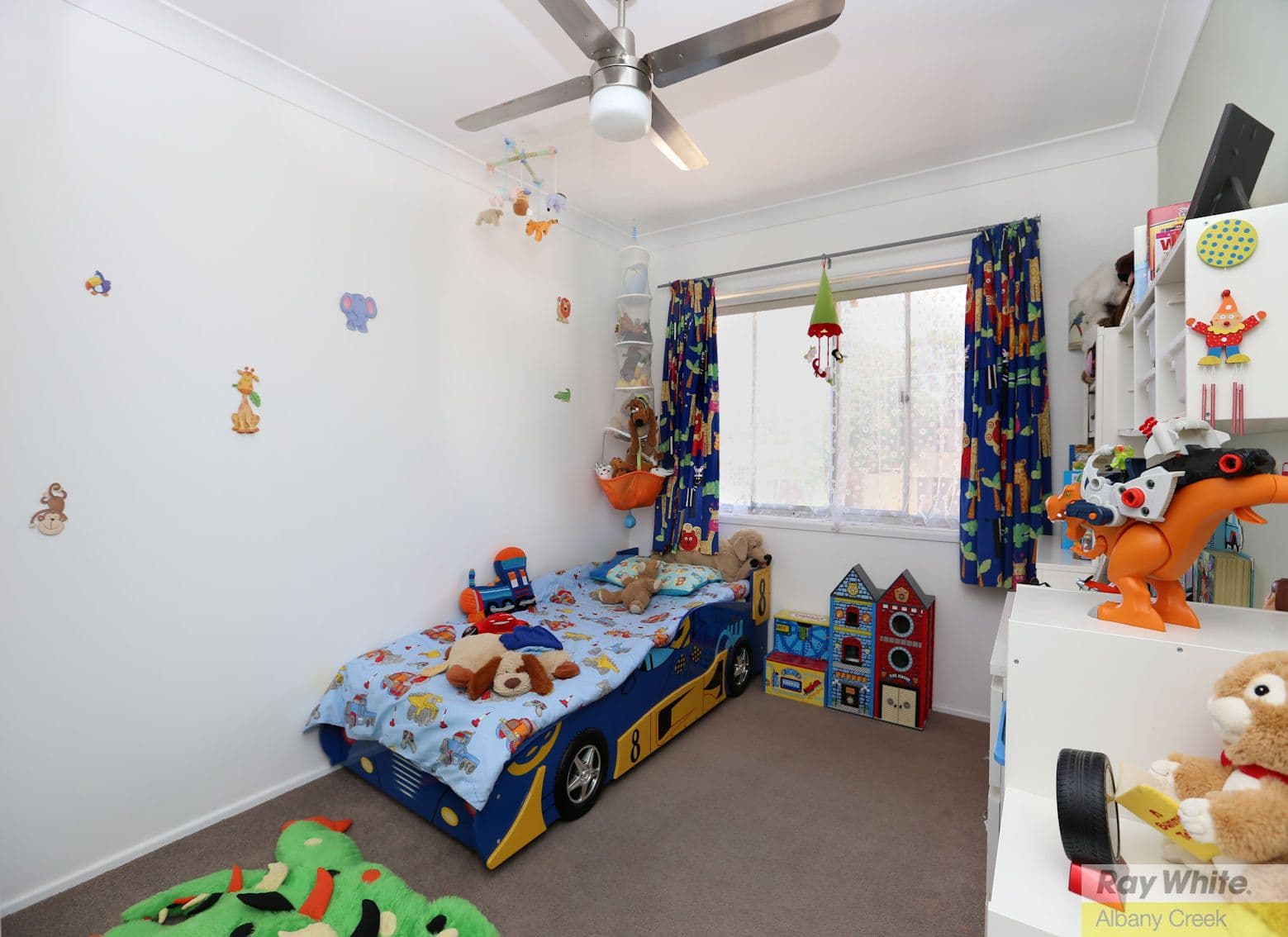 3 Caradon Street, Albany Creek QLD 4035, Albany Creek - Thumbnail 8