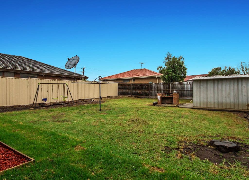19 Lovell Drive, St Albans VIC 3021, St Albans - Thumbnail 8