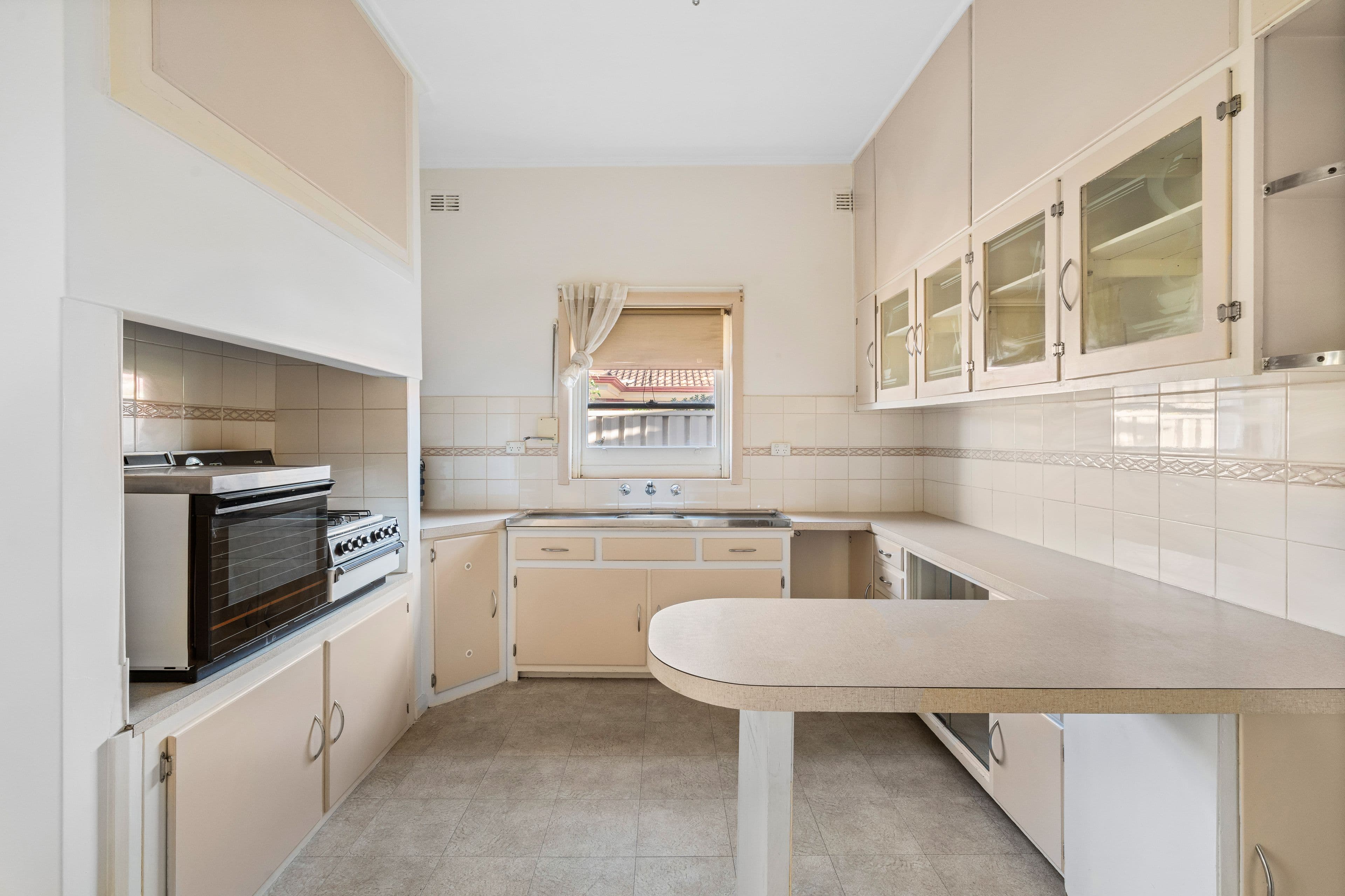 148 Raglan Avenue, South Plympton SA 5038, South Plympton - Thumbnail 4