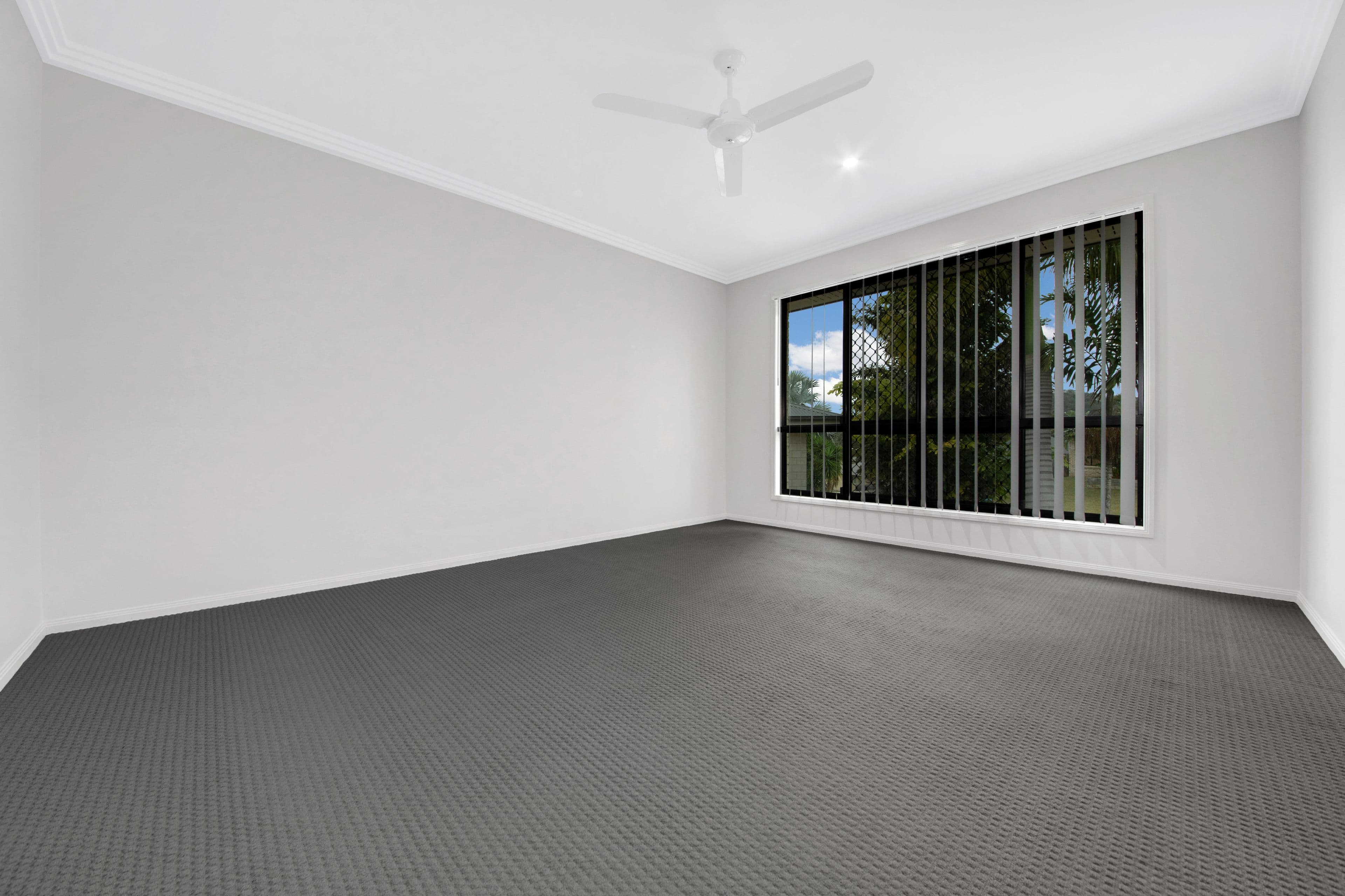 10 Redgum Drive, Kirkwood QLD 4680, Kirkwood - Thumbnail 2
