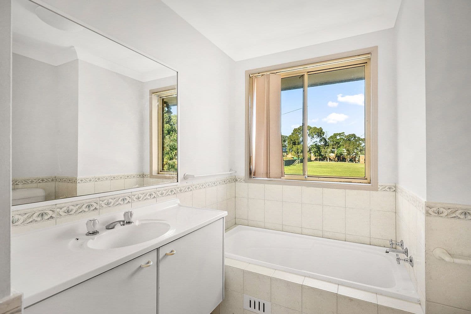 45 St Pauls Way, Blacktown NSW 2148, Blacktown - Thumbnail 5