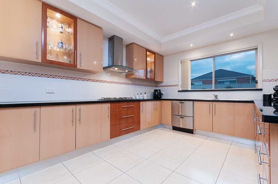 3 Deauville Green, Craigieburn VIC 3064, Craigieburn - Thumbnail 3