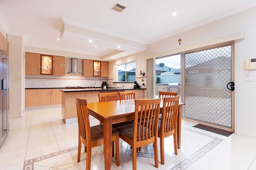3 Deauville Green, Craigieburn VIC 3064, Craigieburn - Thumbnail 4