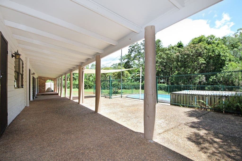 42 Berrigans Road, MUDGEERABA QLD 4213, Mudgeeraba - Thumbnail 4