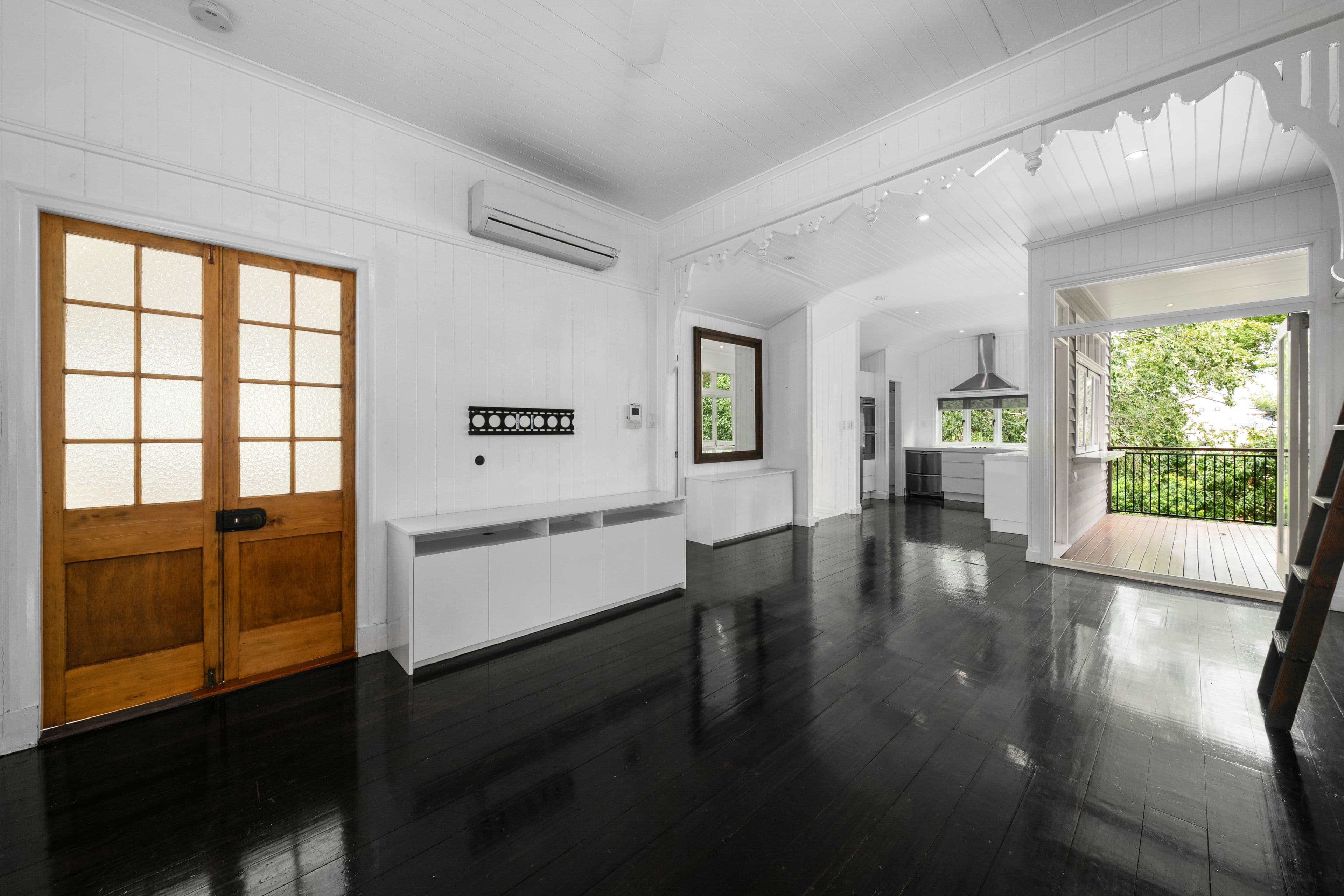 9 Colton Street, Highgate Hill QLD 4101, Highgate Hill - Thumbnail 2