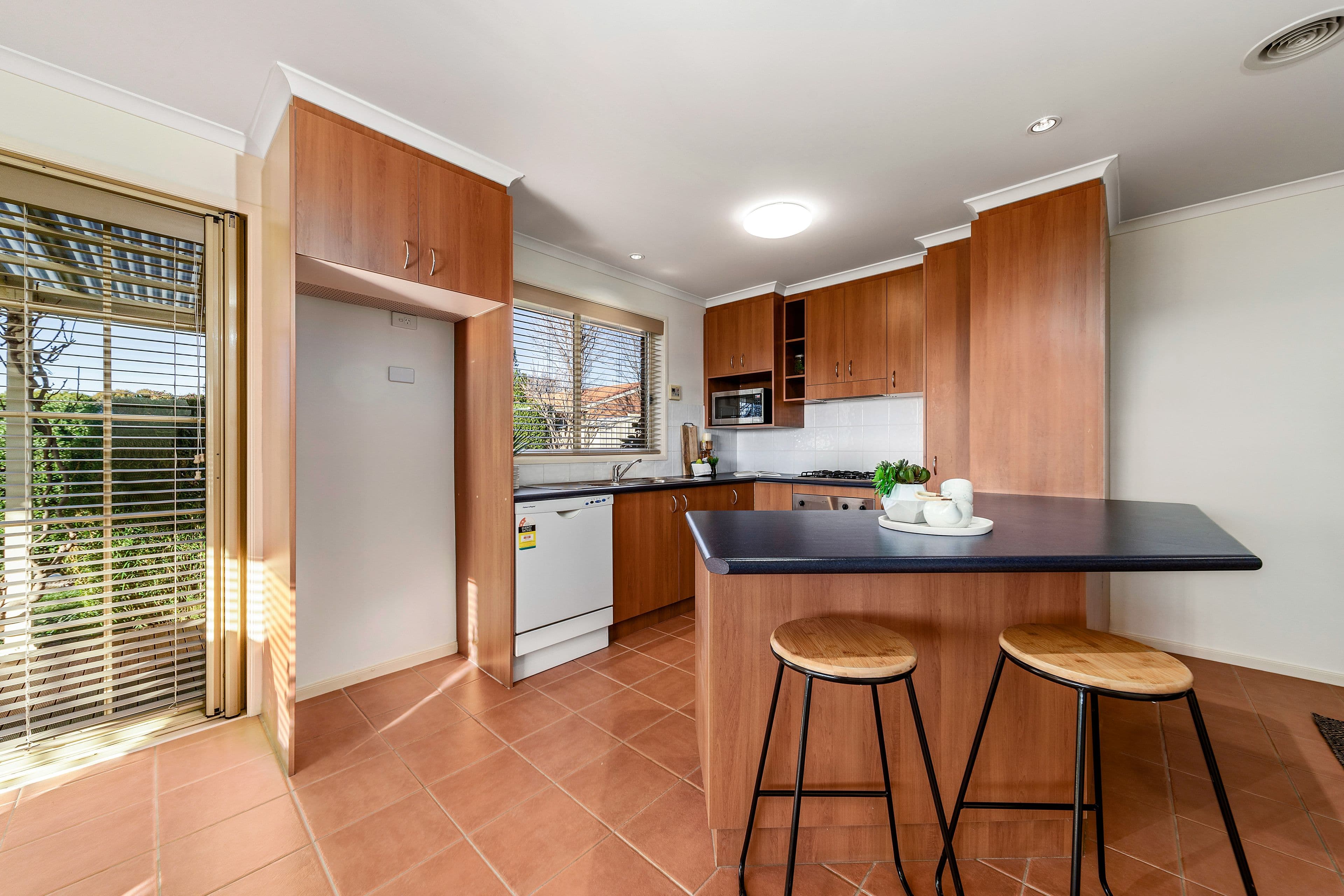73 Hugh McKay Crescent, Dunlop ACT 2615, Dunlop - Thumbnail 2