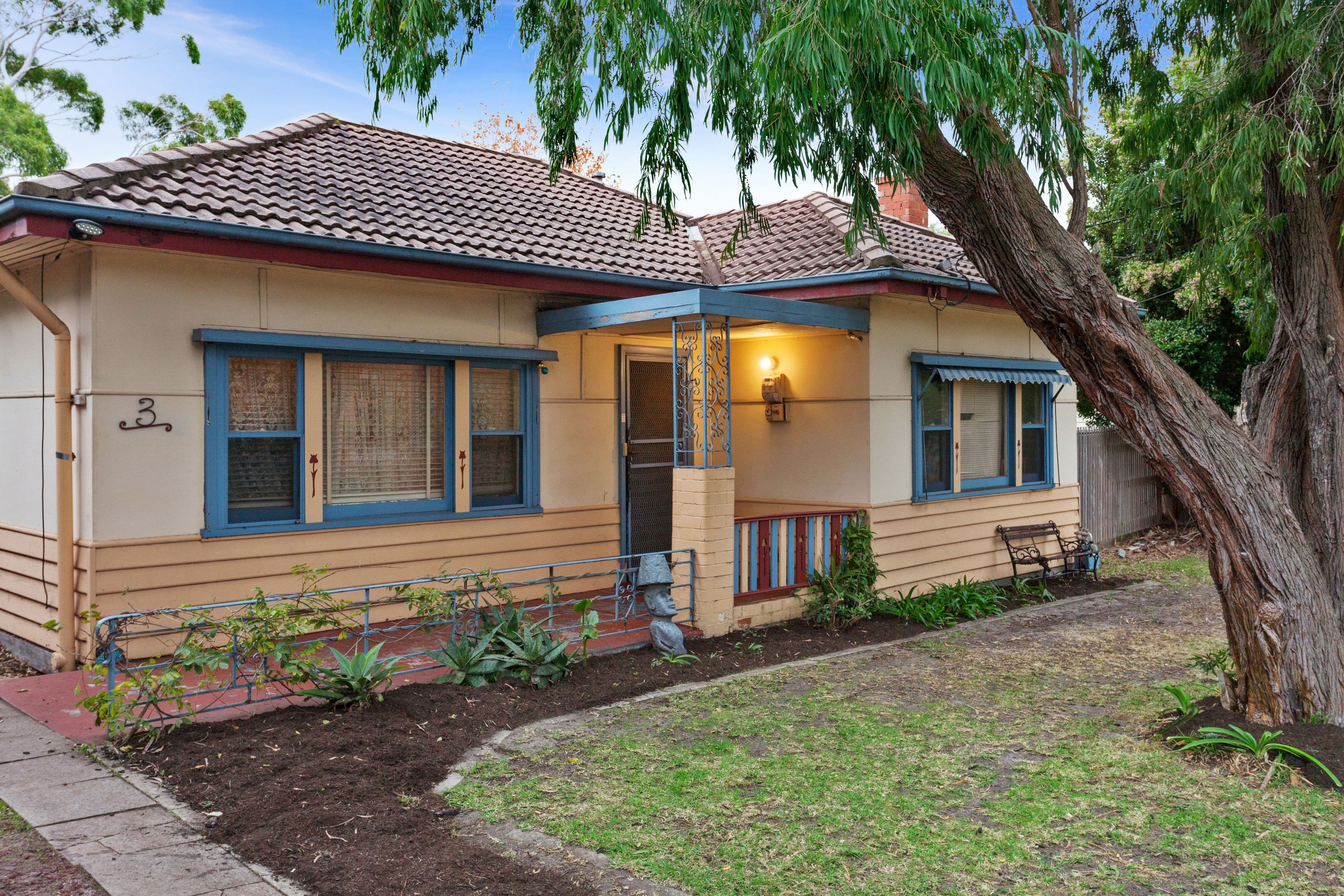 3 Cricklewood Avenue, Frankston VIC 3199, Frankston - Thumbnail 2