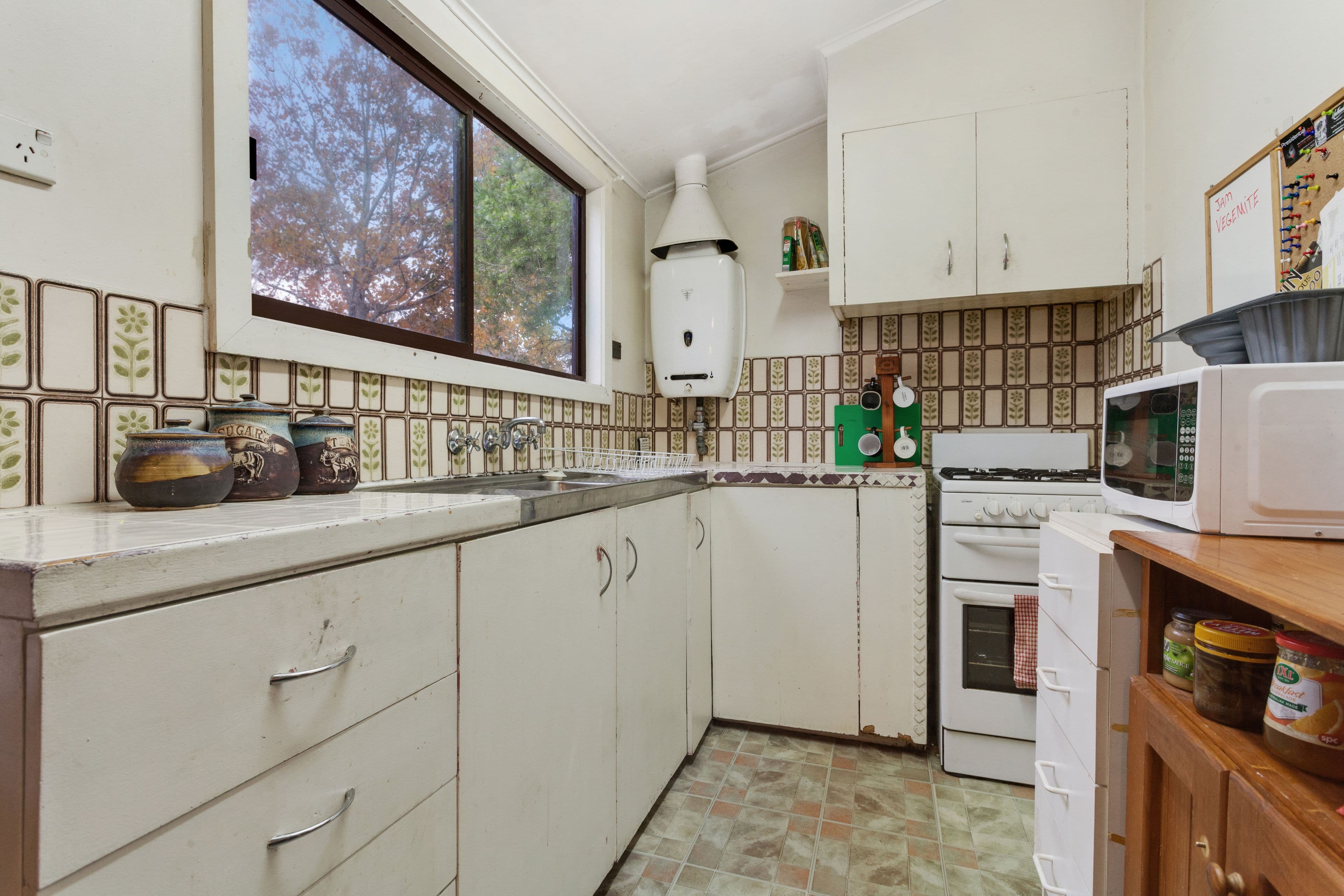 3 Cricklewood Avenue, Frankston VIC 3199, Frankston - Thumbnail 3