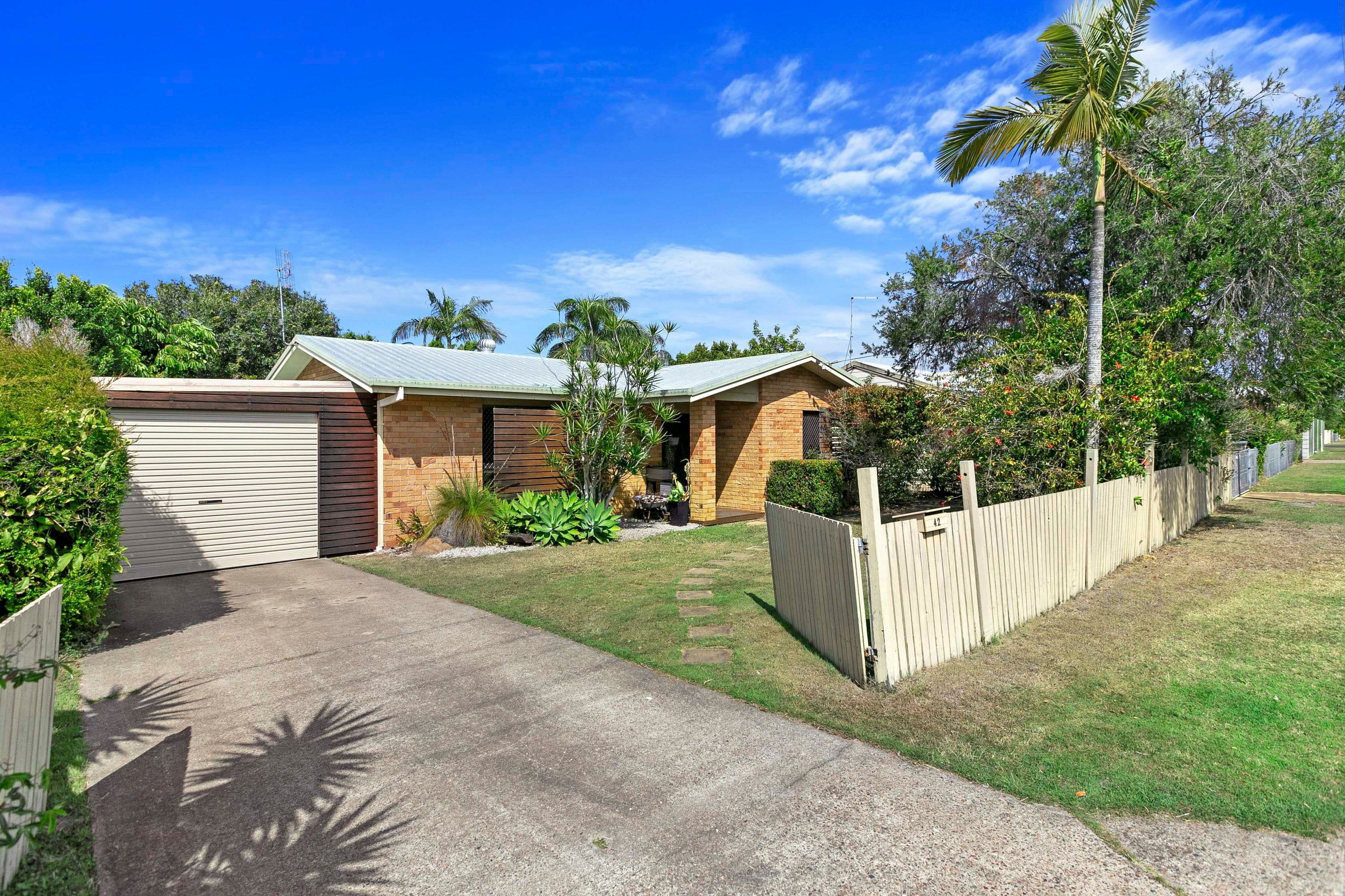 42 Limpus Street, Urangan QLD 4655, Urangan - Image 1