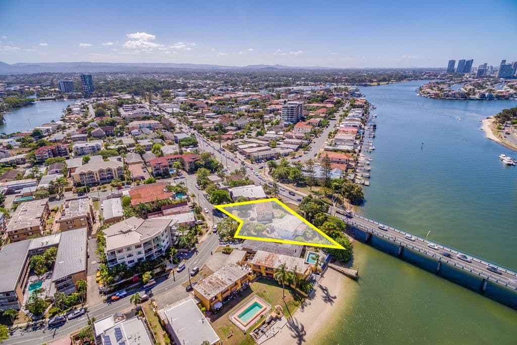 35-37 Tarcoola Crescent, Chevron Island QLD 4217, Chevron Island - Thumbnail 4