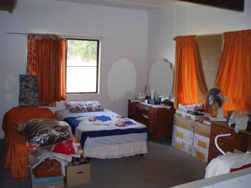 38 Margaret Street, DUARINGA QLD 4712, Duaringa - Thumbnail 5