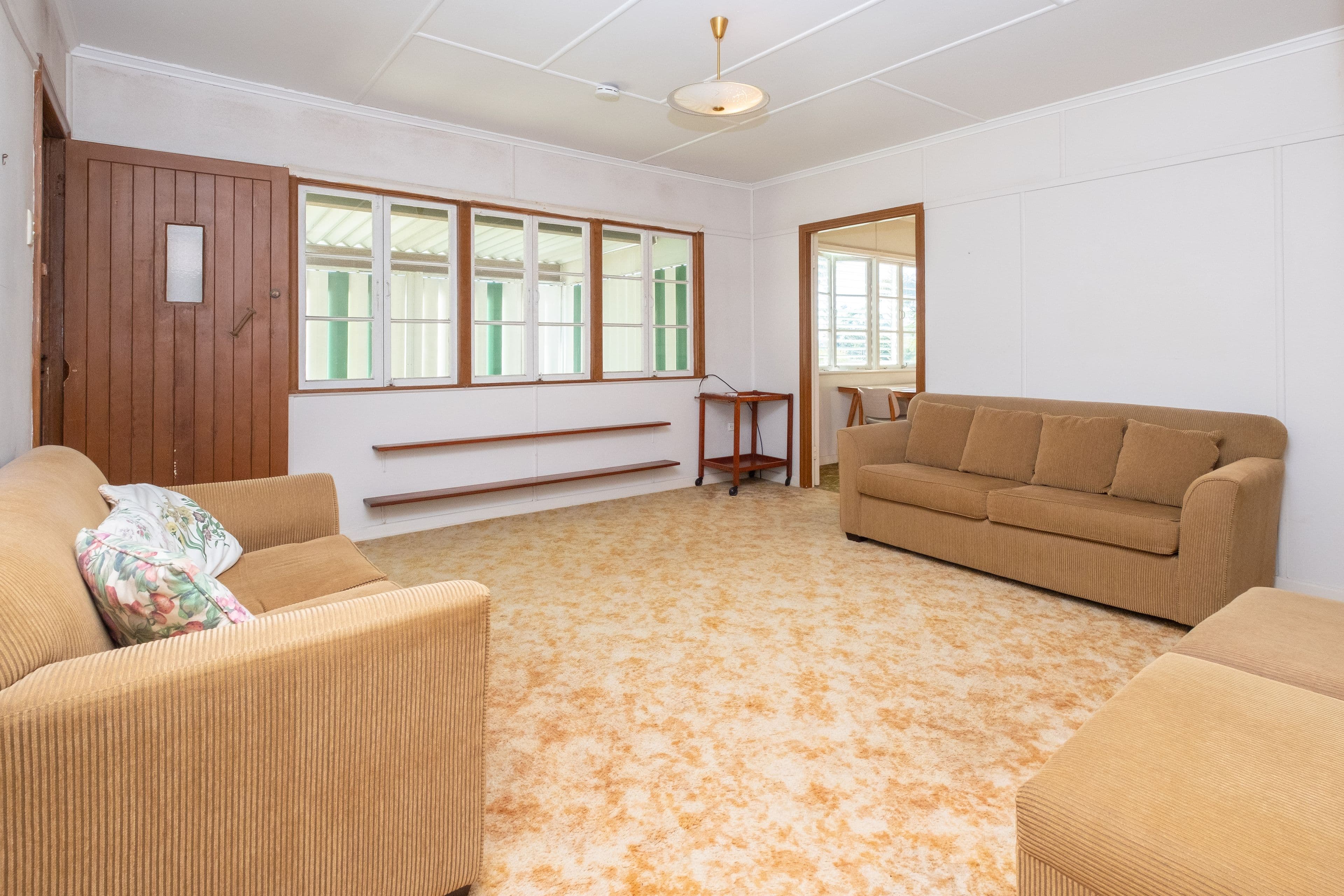 11 Opal Street, Holland Park QLD 4121, Holland Park - Thumbnail 2