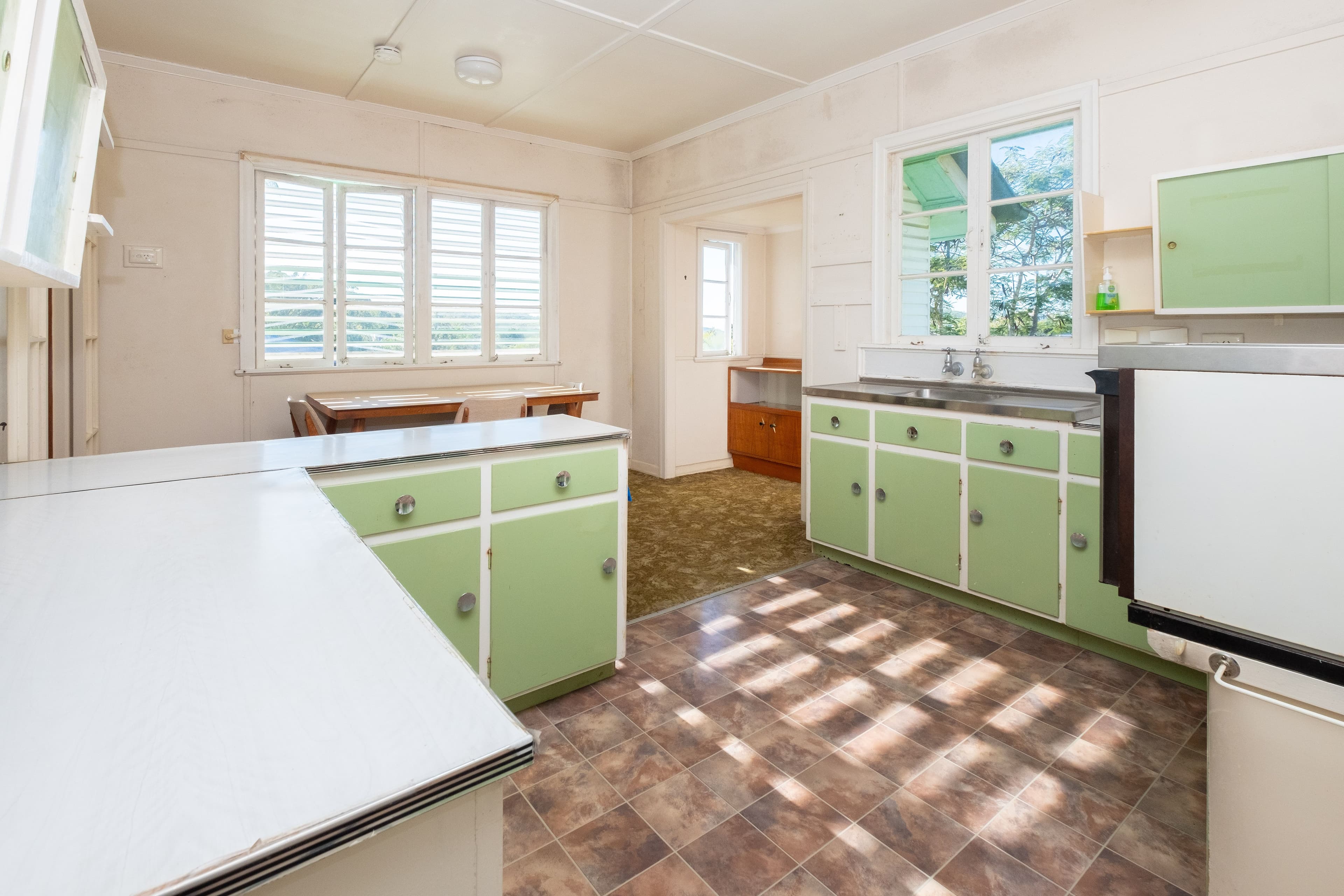 11 Opal Street, Holland Park QLD 4121, Holland Park - Thumbnail 4