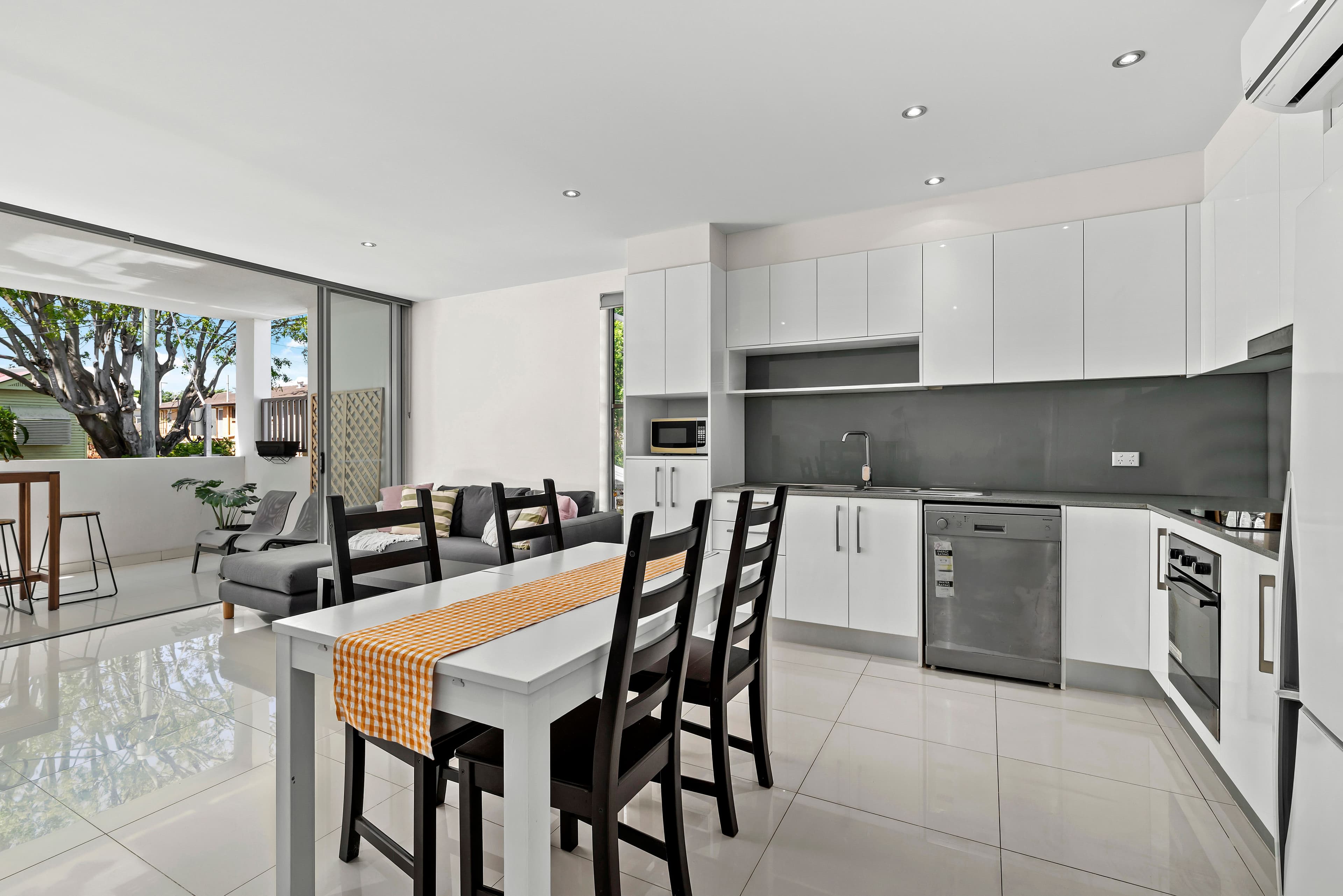 11 Blackburn Street, Moorooka QLD 4105, Moorooka - Thumbnail 5