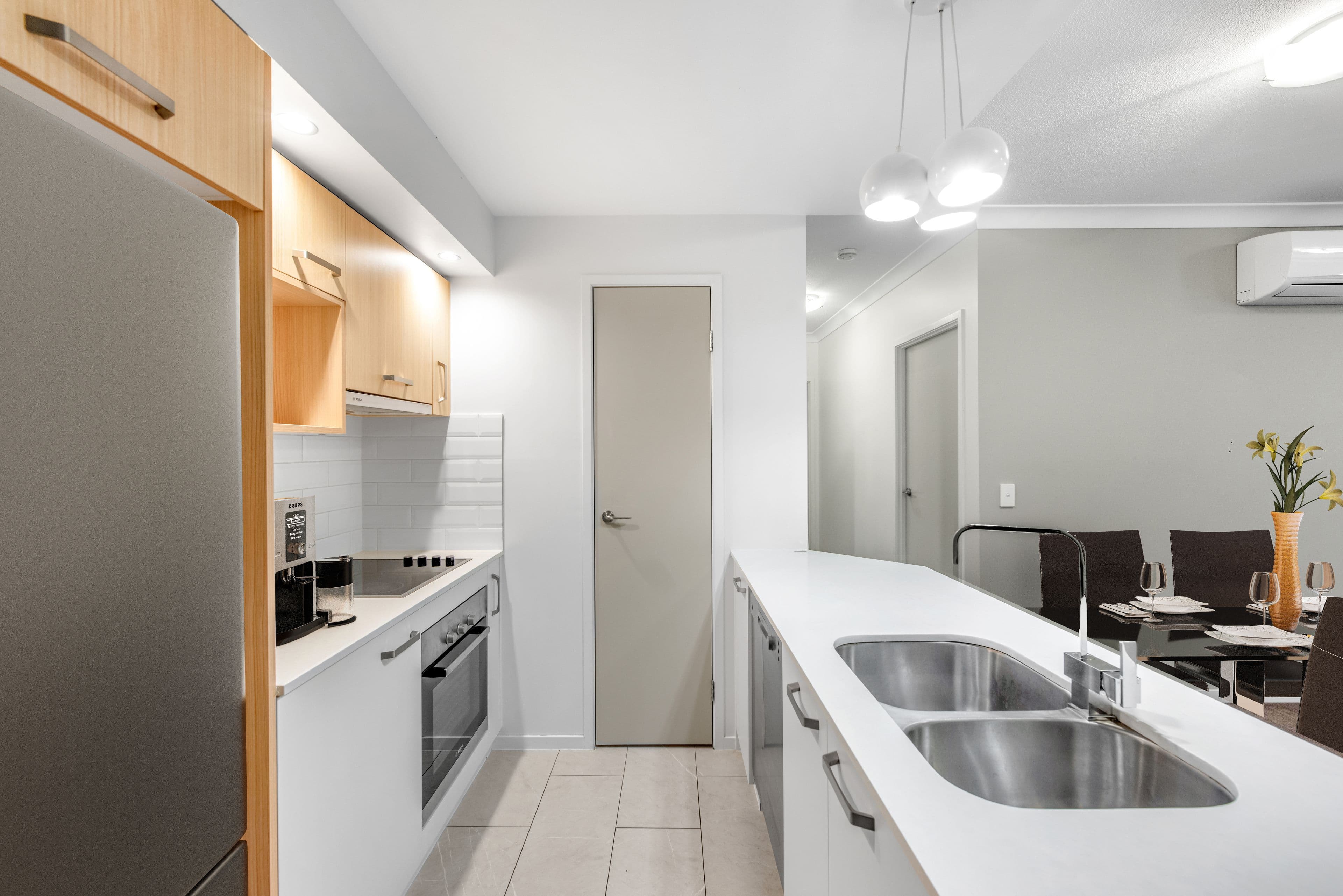 24 Zenith Avenue, Chermside QLD 4032, Chermside - Thumbnail 4