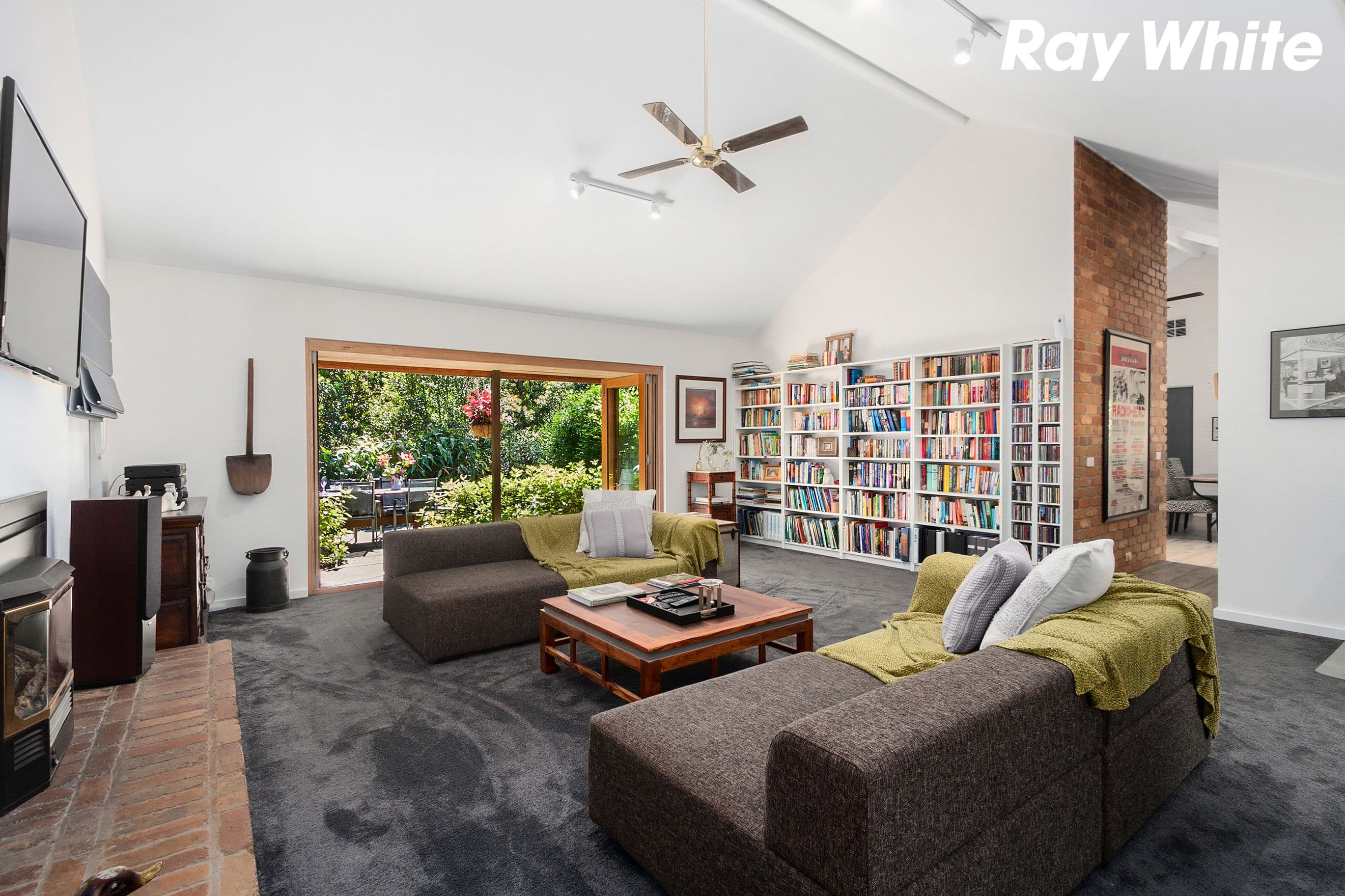 31 First Avenue, Cockatoo VIC 3781, Cockatoo - Thumbnail 4