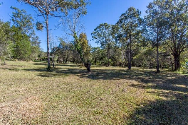 7 Byfield Court, NERANG QLD 4211, Nerang - Thumbnail 5