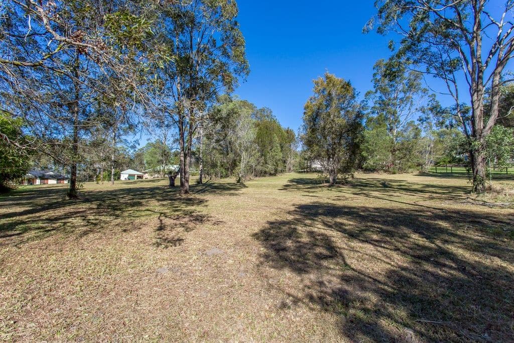 7 Byfield Court, NERANG QLD 4211, Nerang - Thumbnail 6