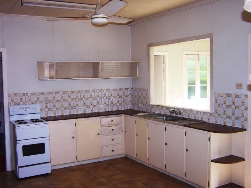 26 Stickley Street, WEST ROCKHAMPTON QLD 4700, West Rockhampton - Thumbnail 2
