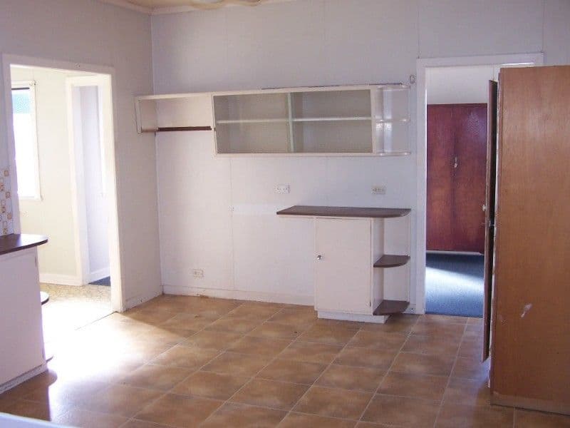 26 Stickley Street, WEST ROCKHAMPTON QLD 4700, West Rockhampton - Thumbnail 3