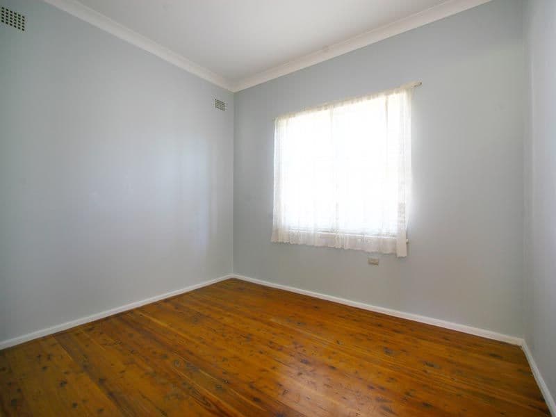 22   Bluebell Road, BARRACK HEIGHTS NSW 2528, Barrack Heights - Thumbnail 4