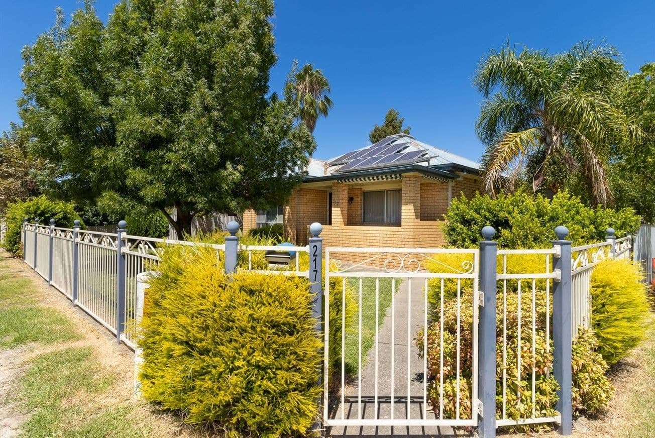 217 Wantigong Street, North Albury NSW 2640, North Albury - Thumbnail 5