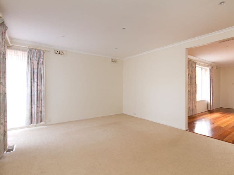 19 Summerlea Road, NARRE WARREN VIC 3805, Narre Warren - Thumbnail 6