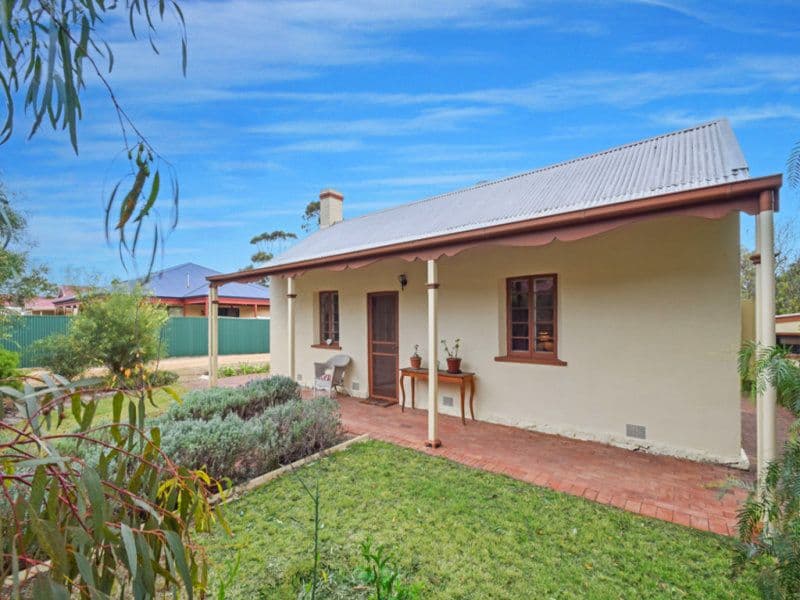 198 main south Road, Yankalilla SA 5203, Yankalilla - Image 1