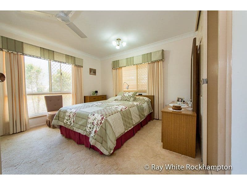 54 Rosewood Drive, NORMAN GARDENS QLD 4701, Norman Gardens - Thumbnail 8
